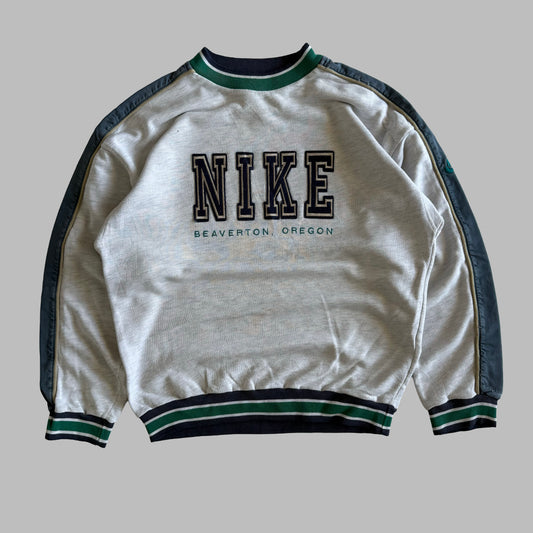 Nike Spell Out Sweatshirt - Small