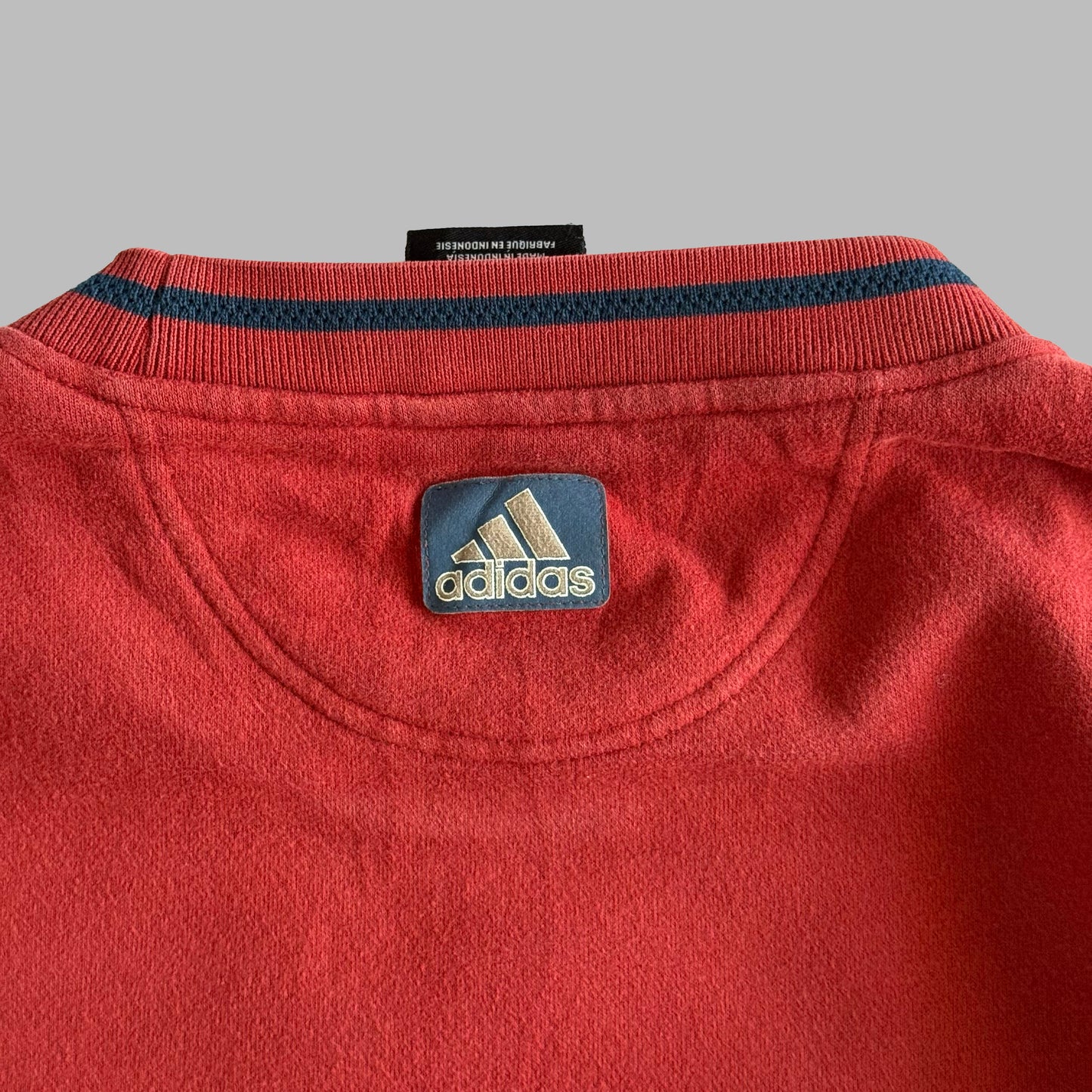 Adidas Embroidered Sweatshirt - XL
