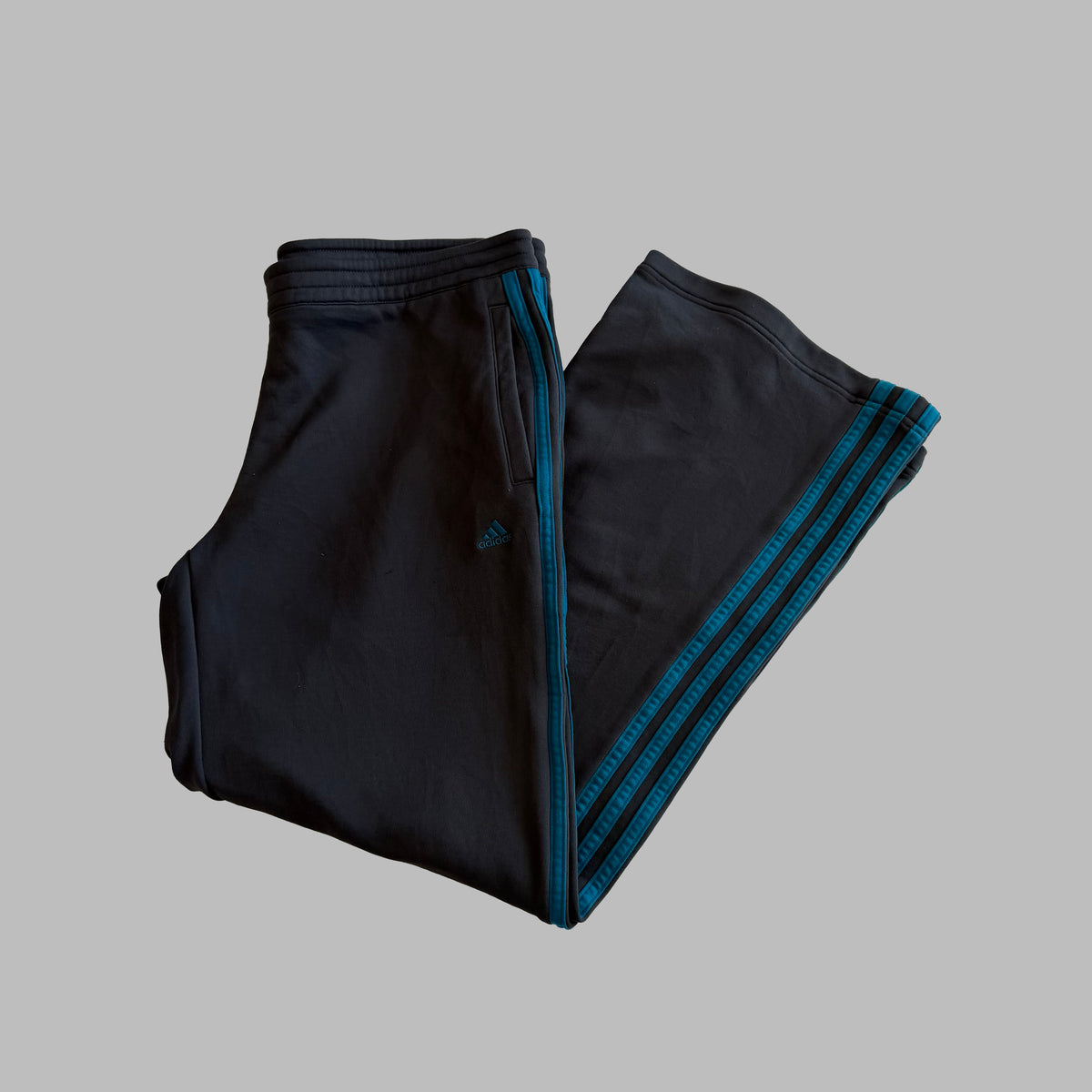 Y2K Adidas Three Stripe Wide Leg Active Track Pants - L