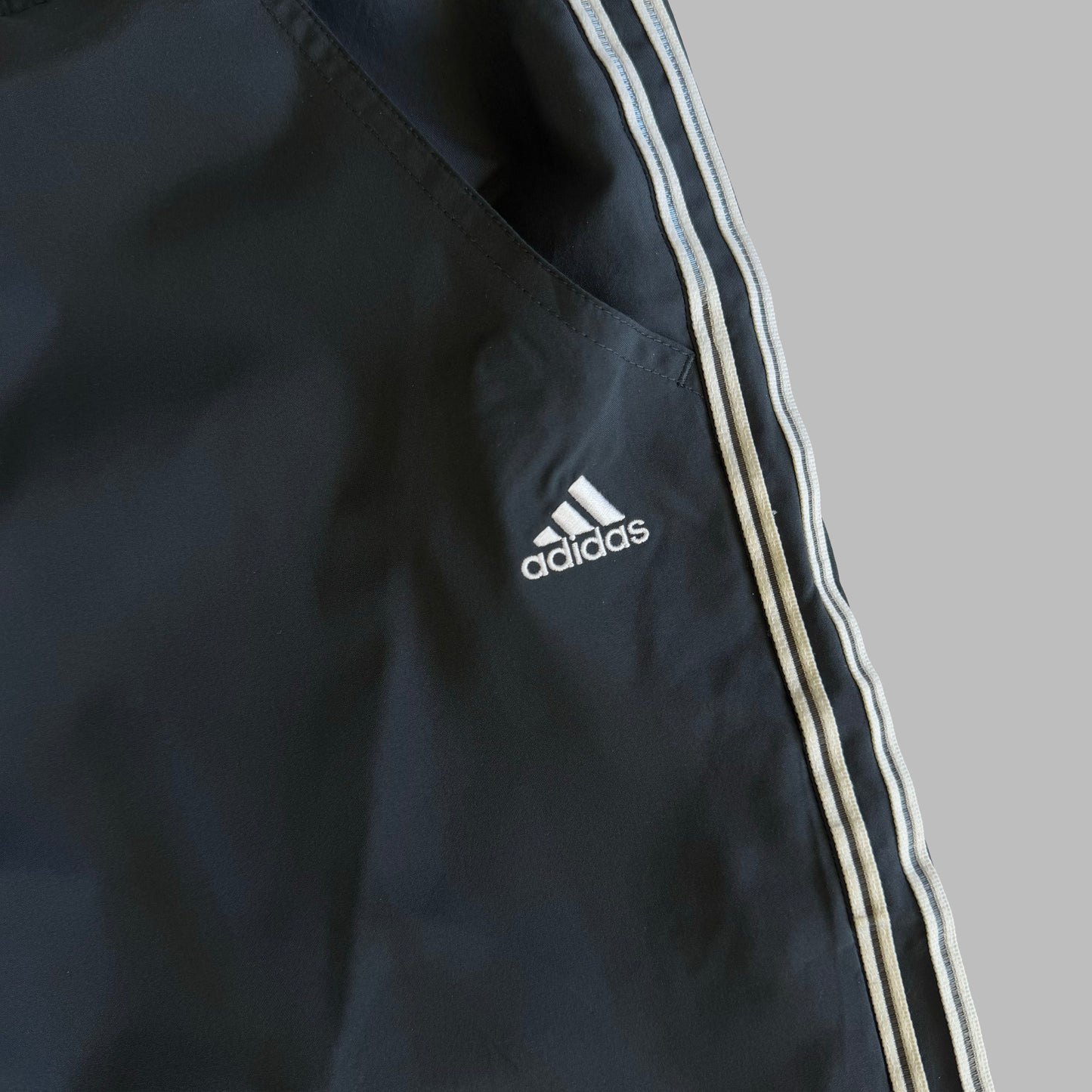 Y2K Adidas ThreeStripe Straight Leg Track Pants - M