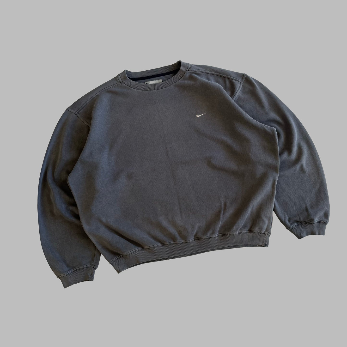 Y2K Nike Single Swoosh Sweatshirt - L
