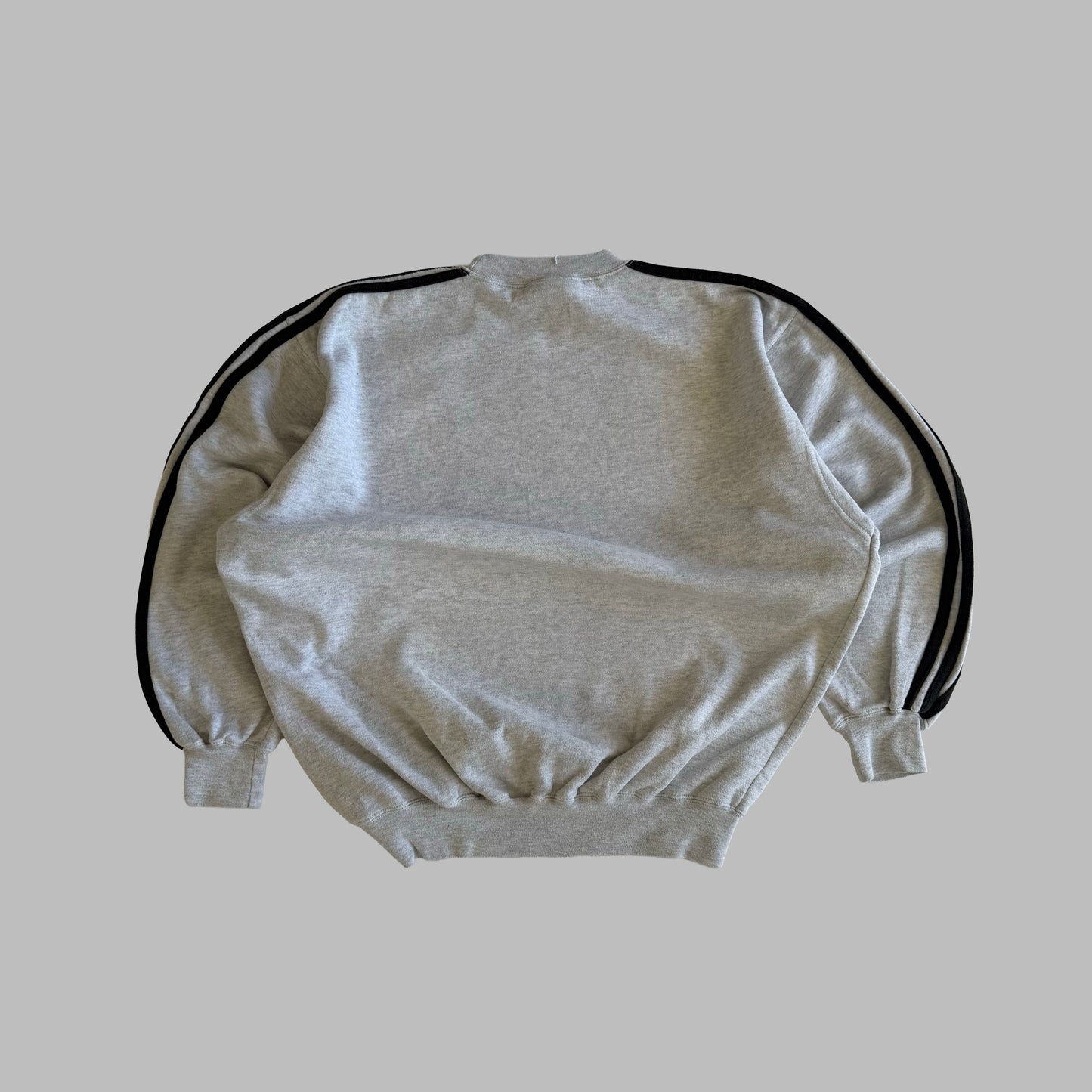 90s Adidas three Striped Sweatshirt - M