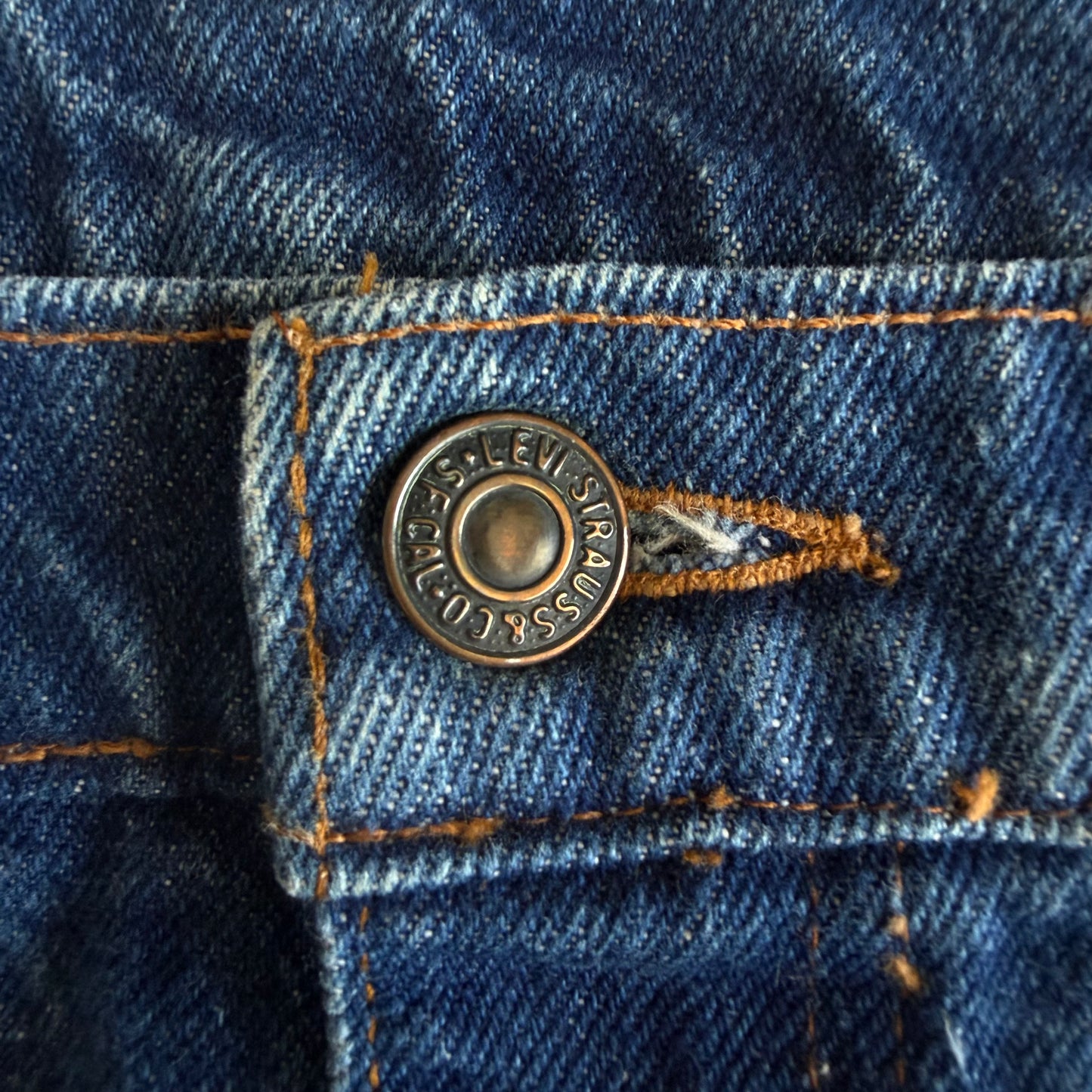 90s Levis 691  Wide Leg Jeans - 34"