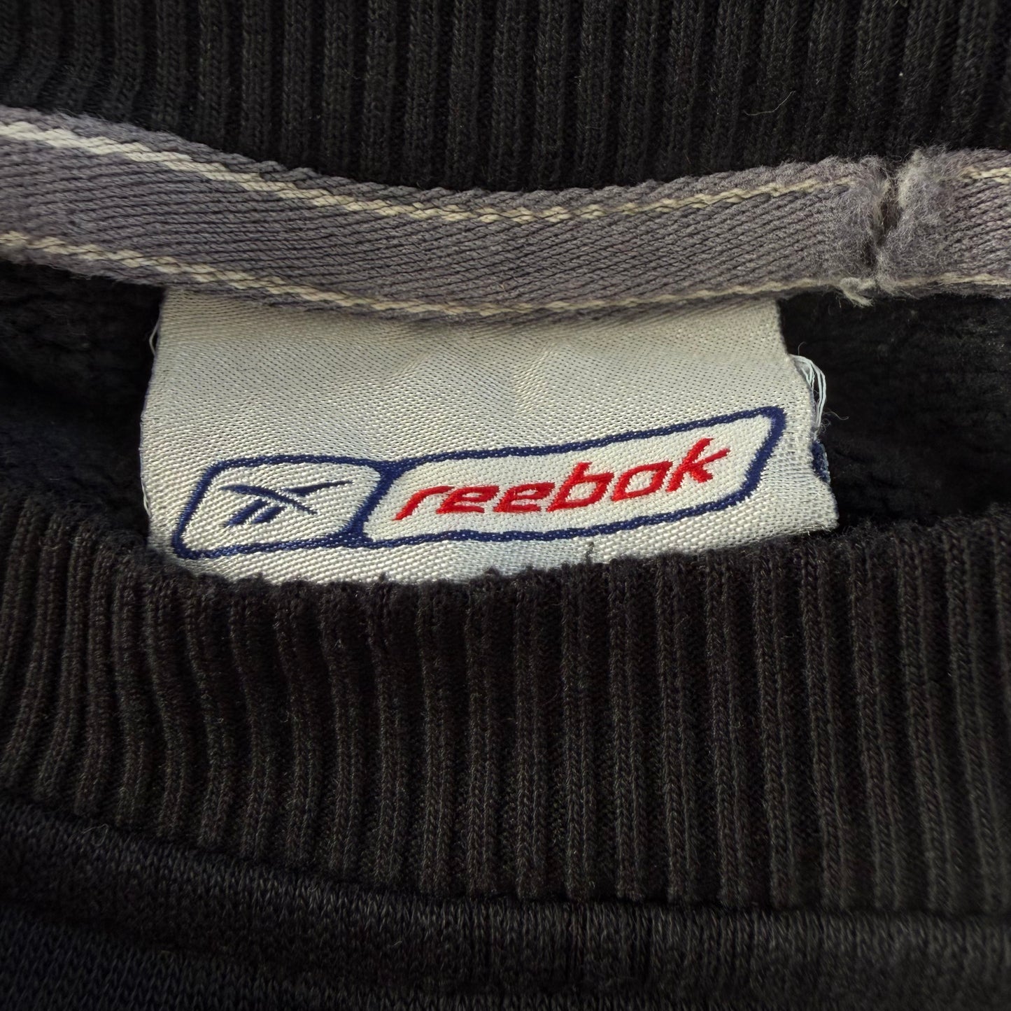 90s Reebok Embroidered Sweatshirt - M