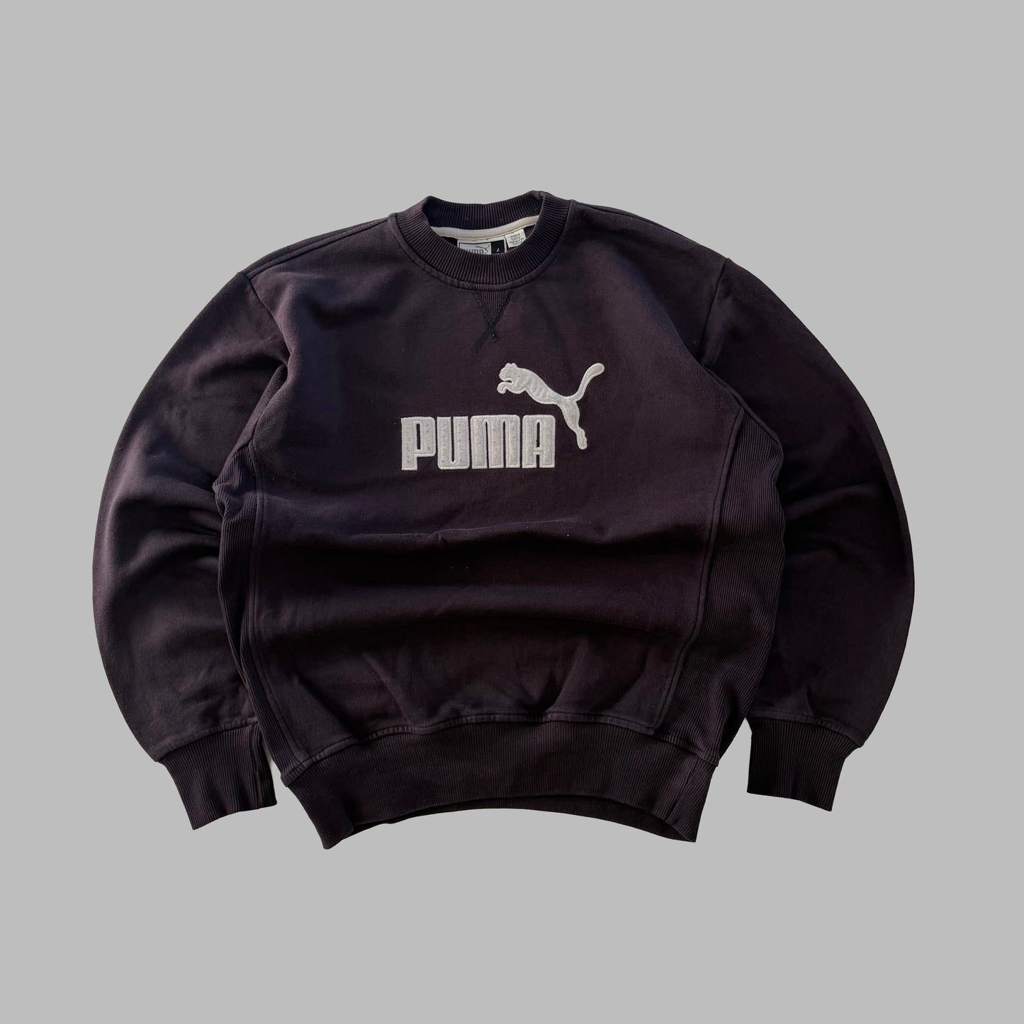 90s Puma Embroidered Sweatshirt - L