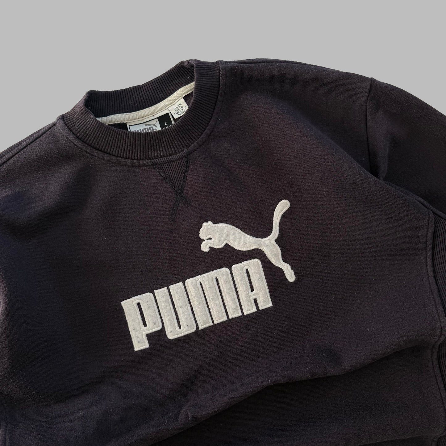 90s Puma Embroidered Sweatshirt - L