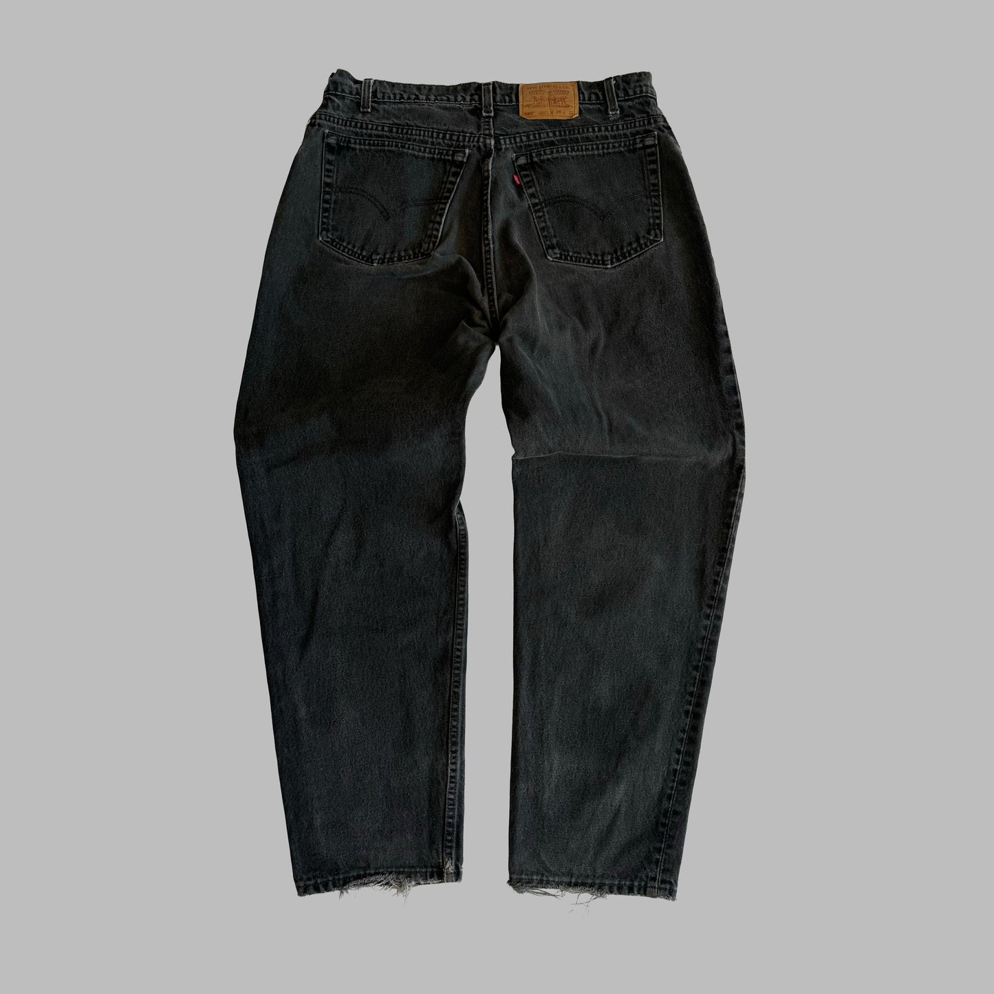 90s Levis 560 Paper Tag Barrel Jeans - 38 x 32