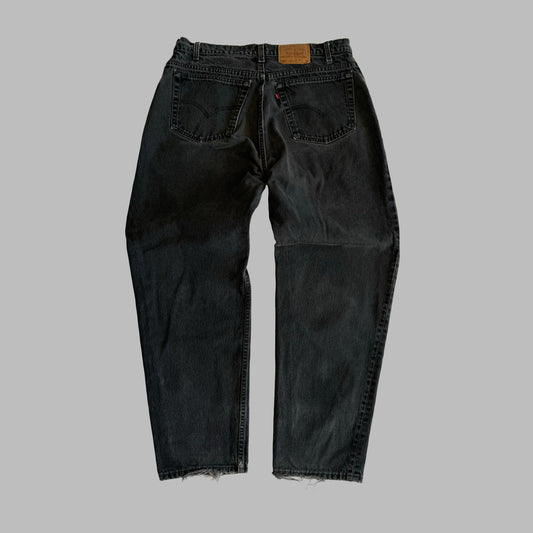 90s Levis 560 Paper Tag Barrel Jeans - 38 x 32