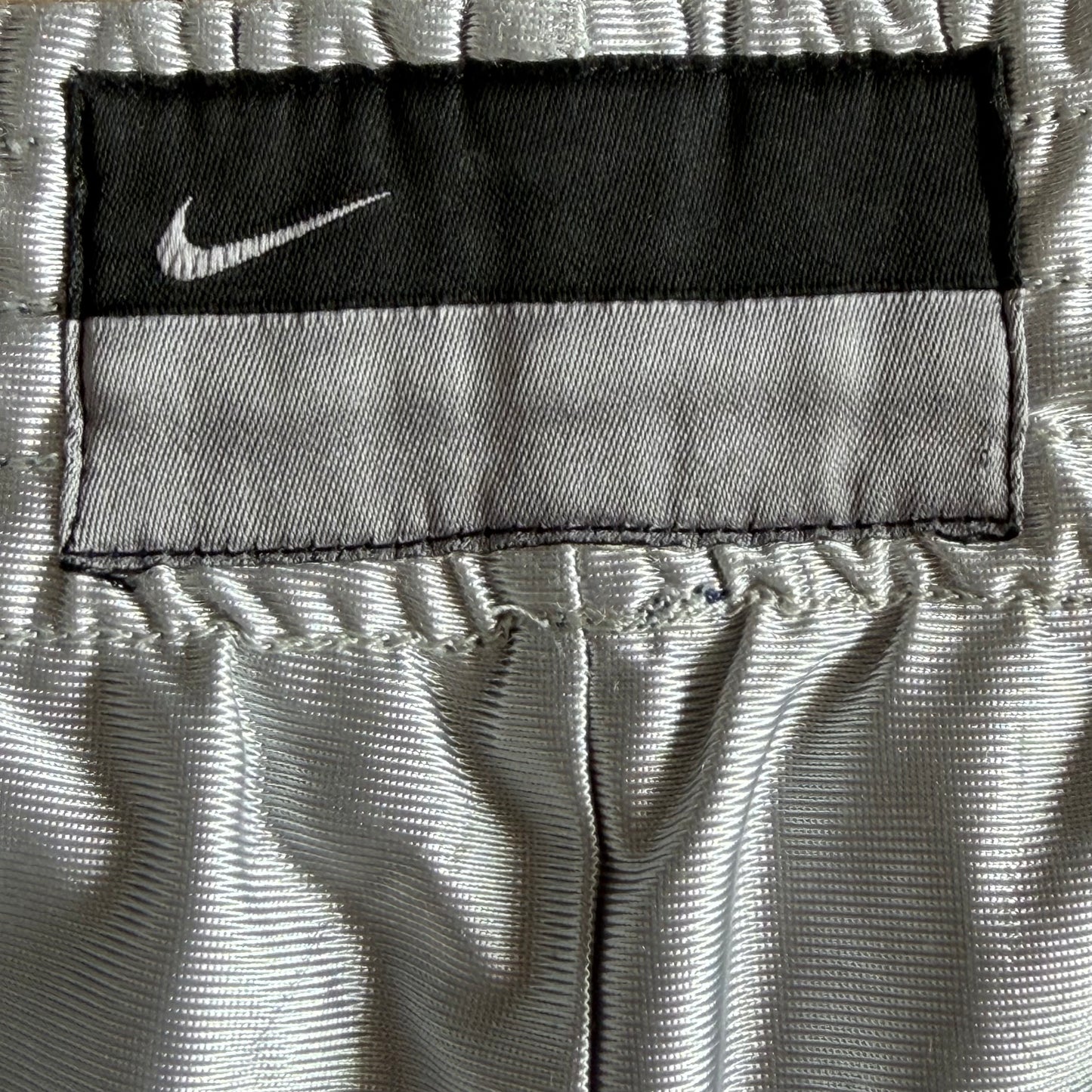 Y2K Nike Reversible Striped Basketball Shorts - L