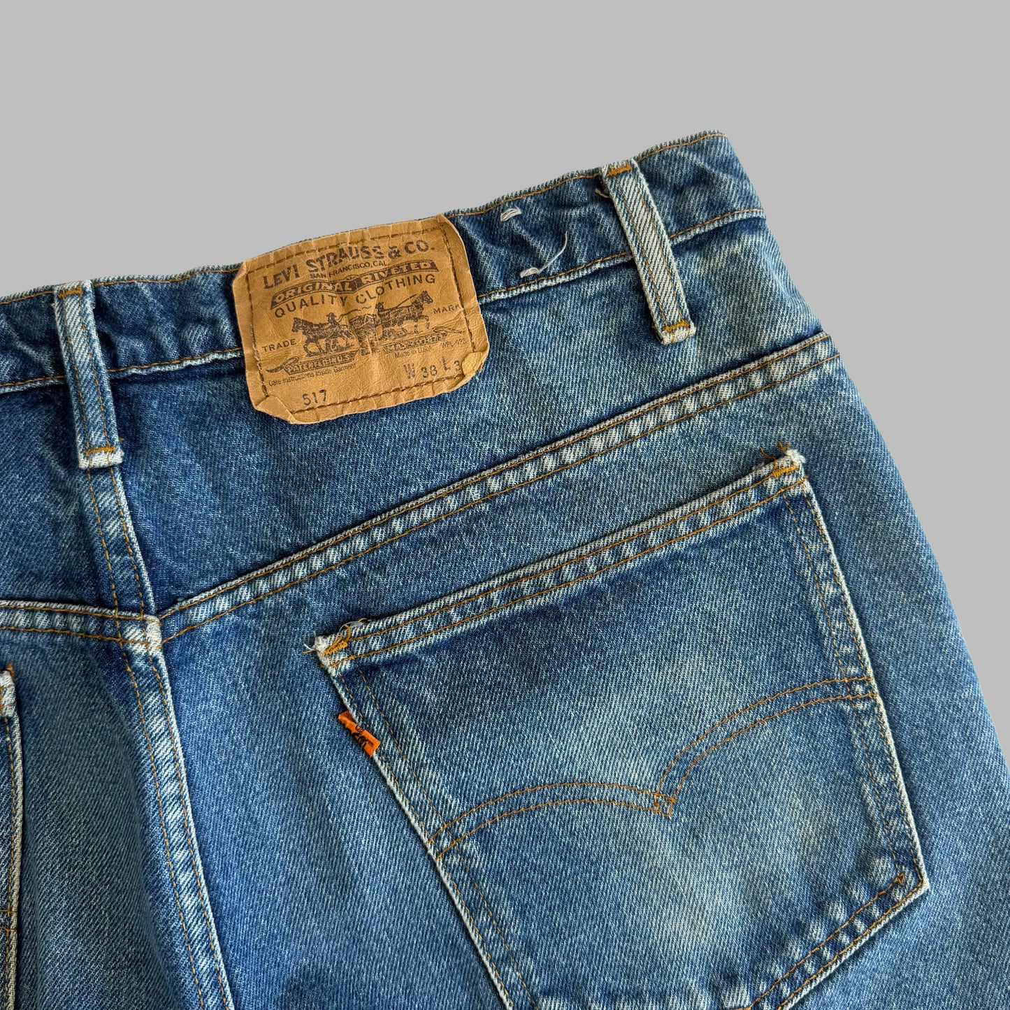 90s Levis Paper Tag Straight Leg Jeans - 38 x 36