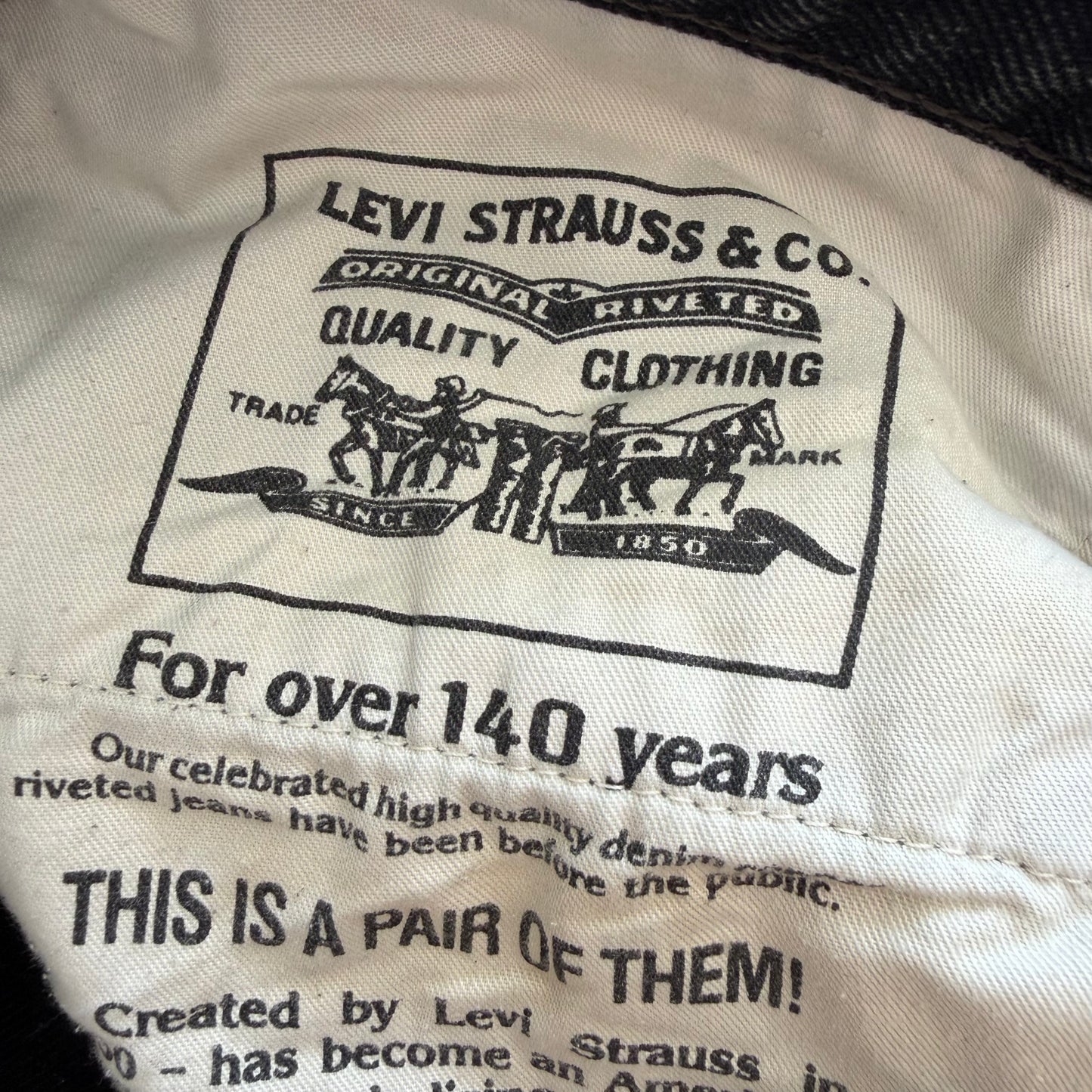Levis Paper Tag Straight Leg Jeans - 34 x 32