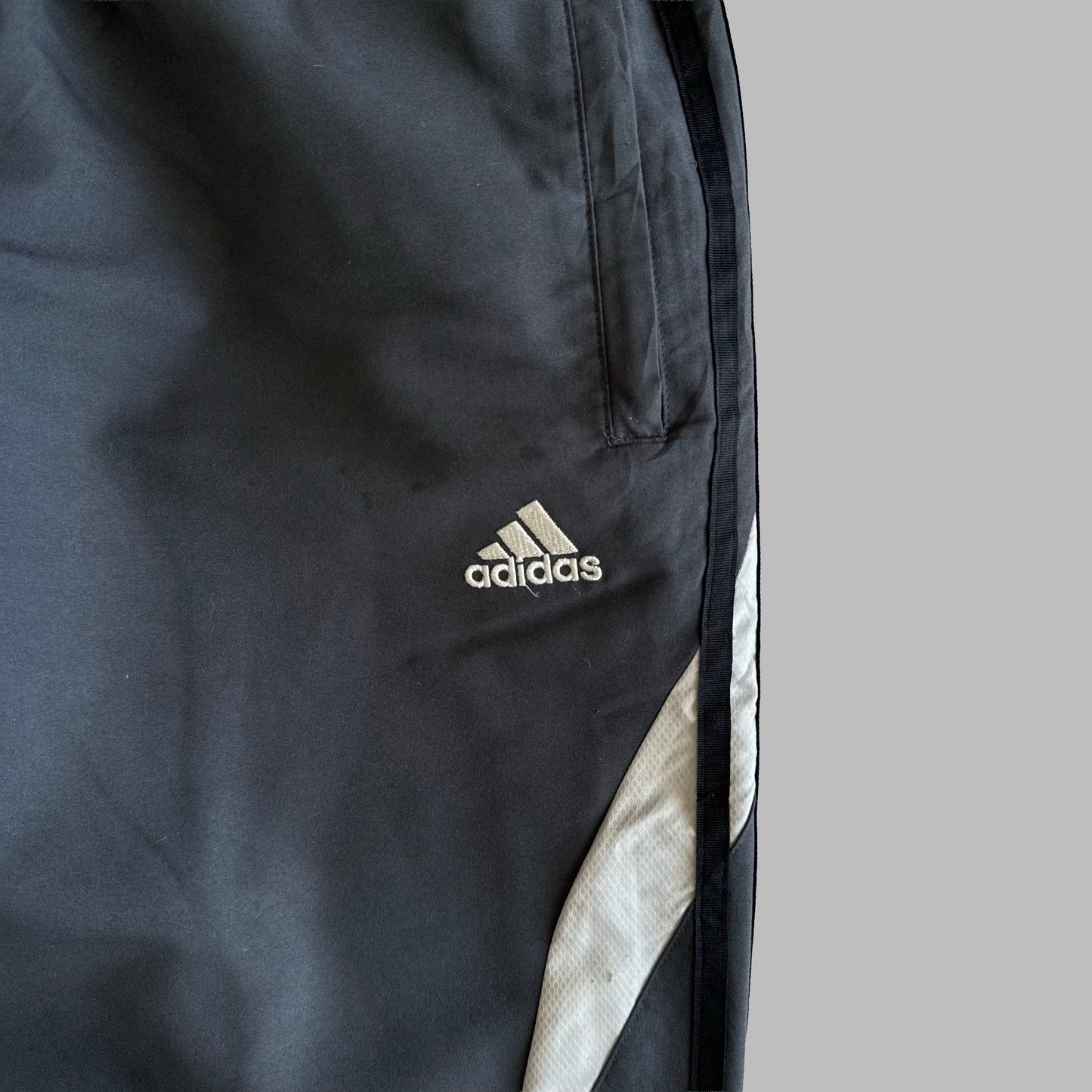 00s Adidas Baggy Track Pants - Medium