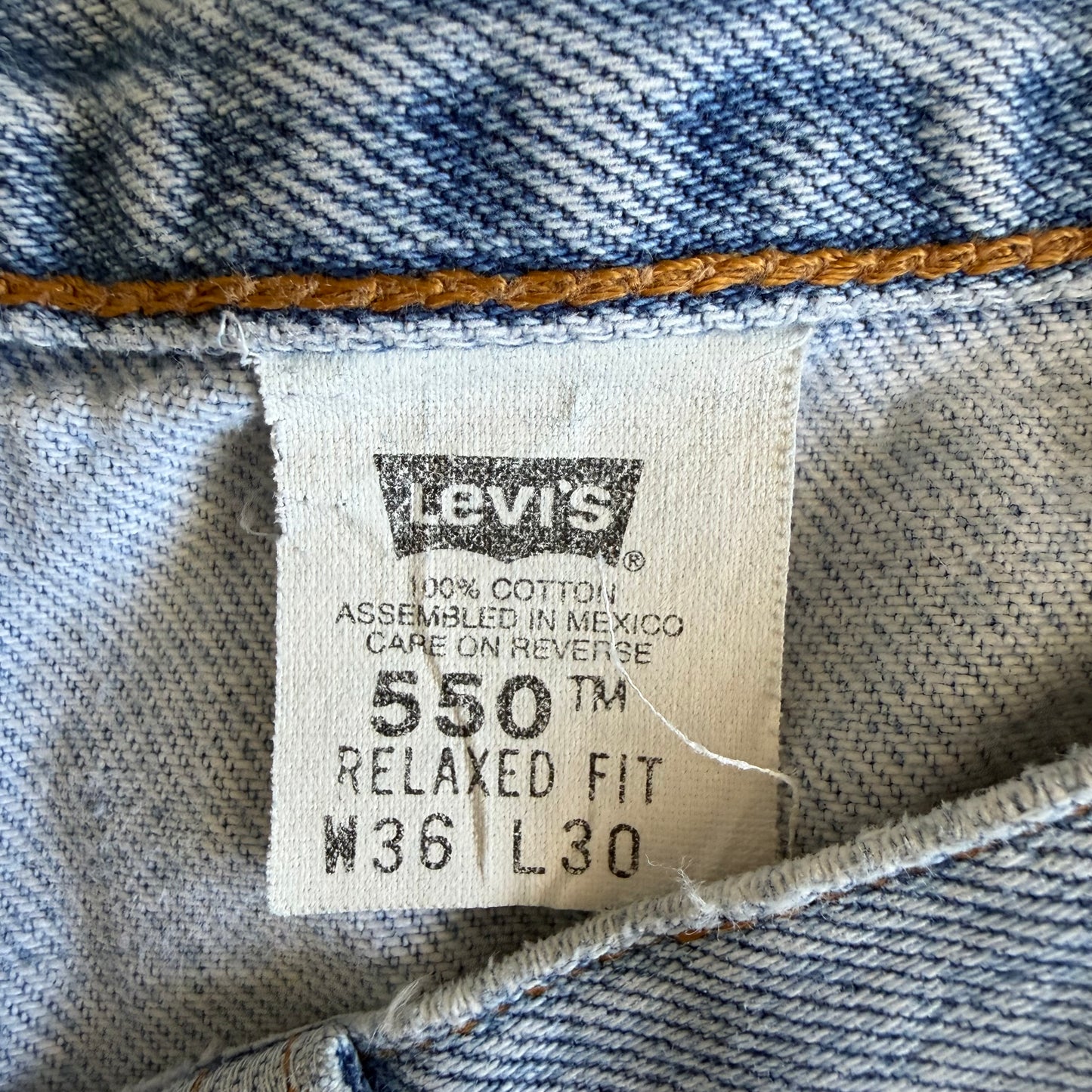 90s Levis 550 Paper Tag Wide Leg Jeans - 36 x 30