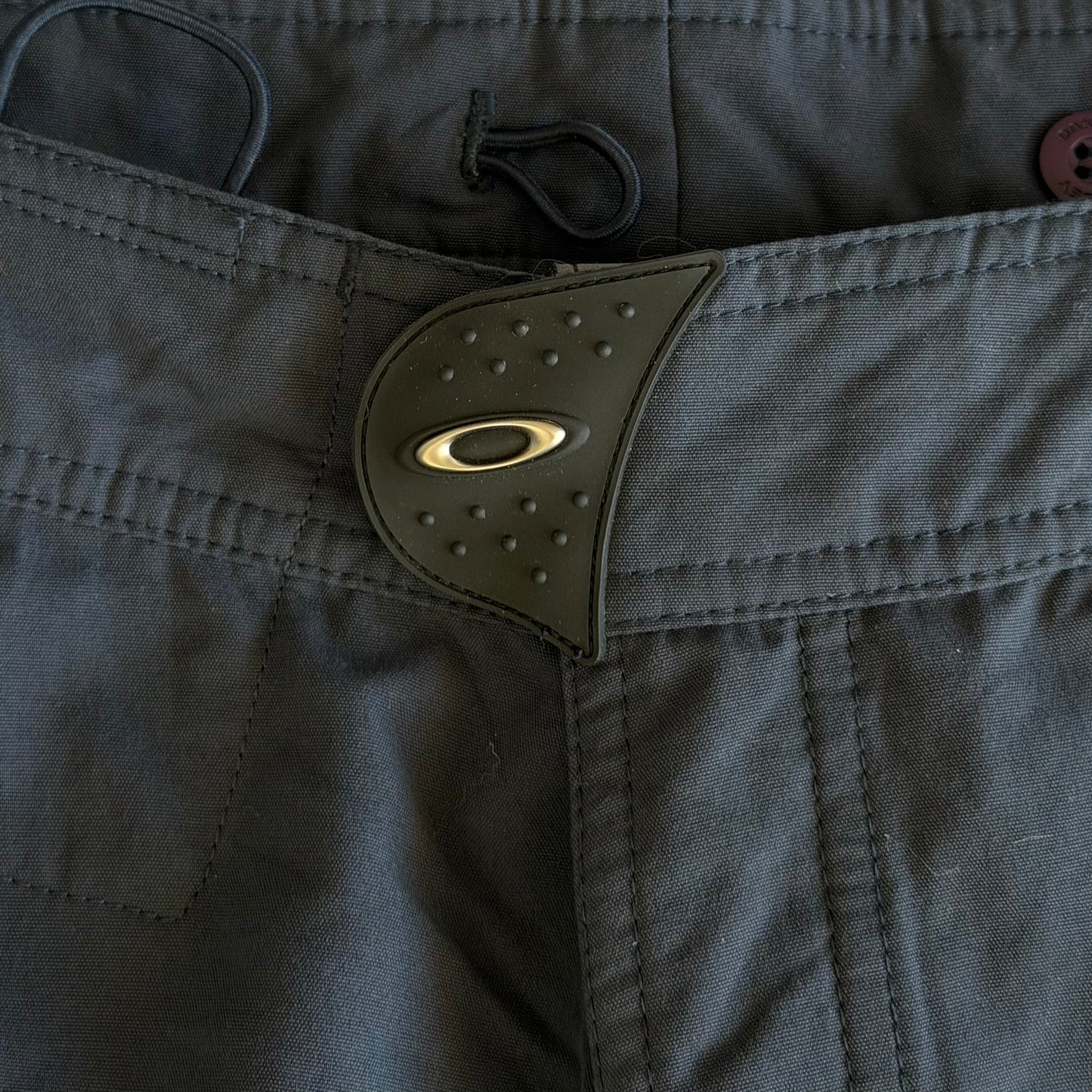 Y2K Oakley Heavyweight Tactical Shorts - L