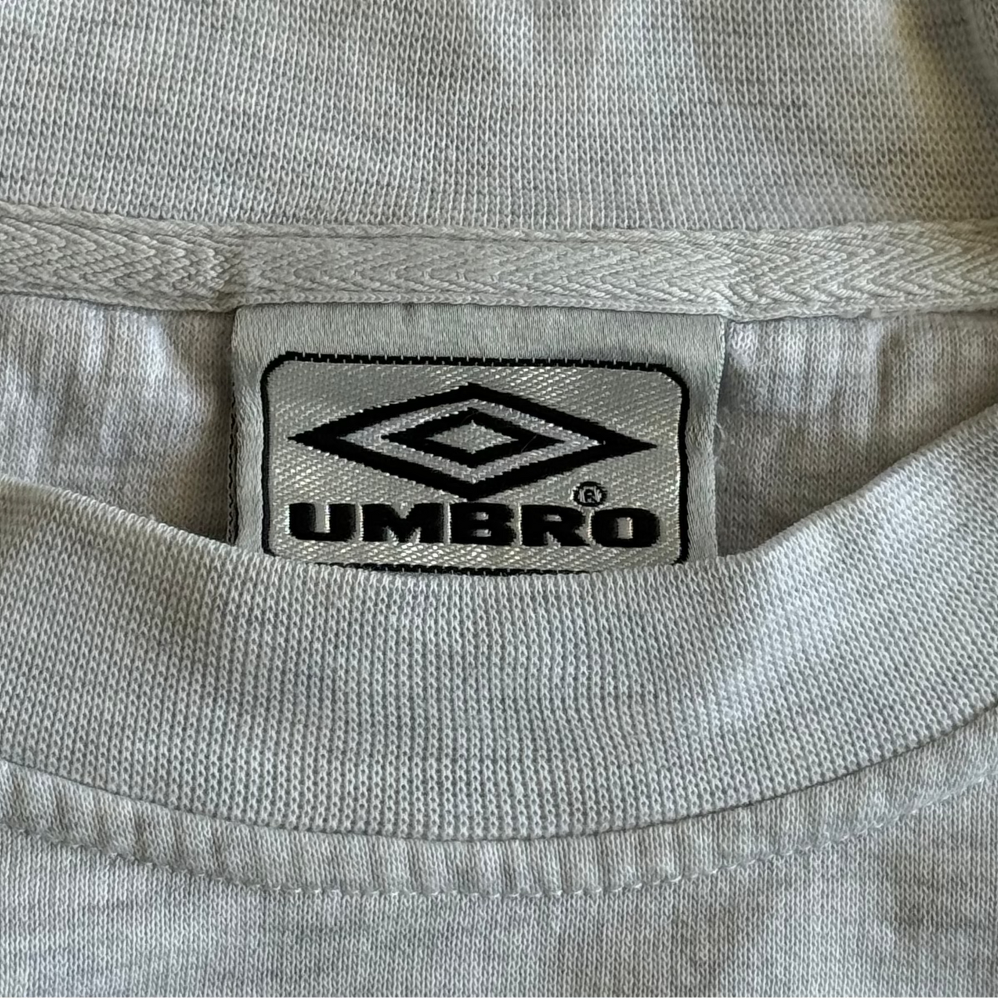 00s Umbro Sweatshirt - Small