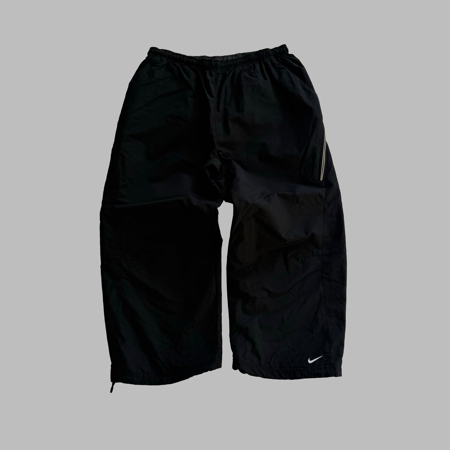 Y2K Nike Mid-Length Baggy Pants - L