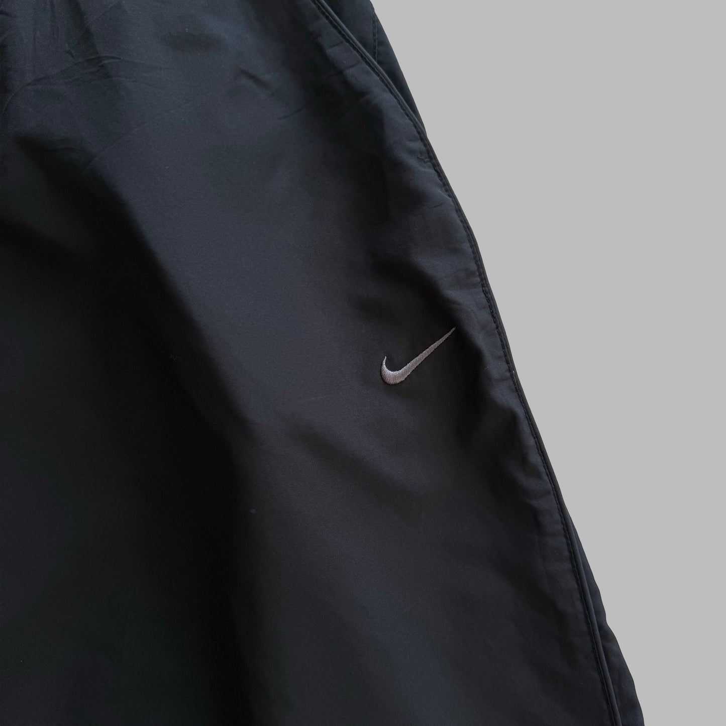 Y2K Nike Lightweight Track Shorts - XL