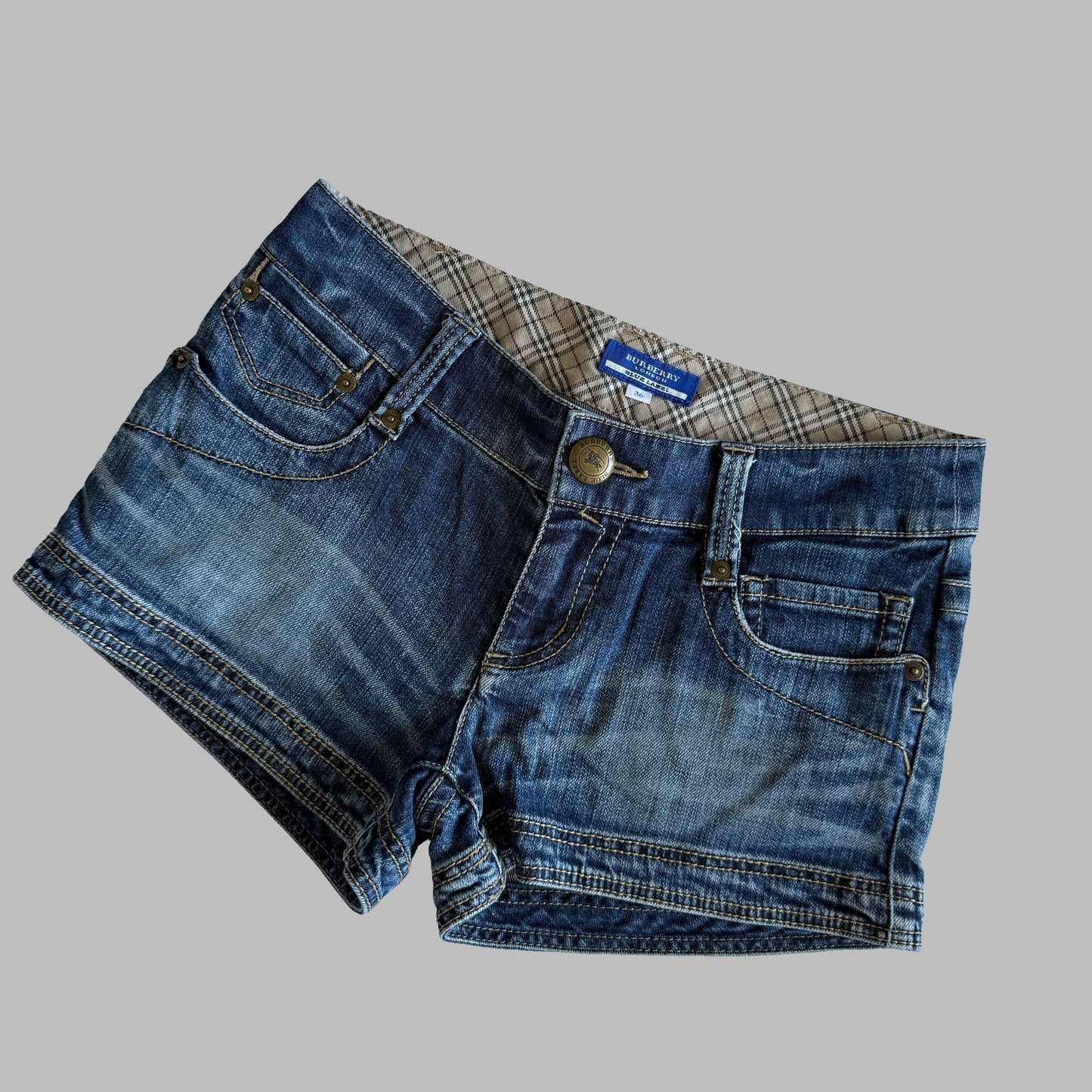 00s Burberry Mini Shorts - Small