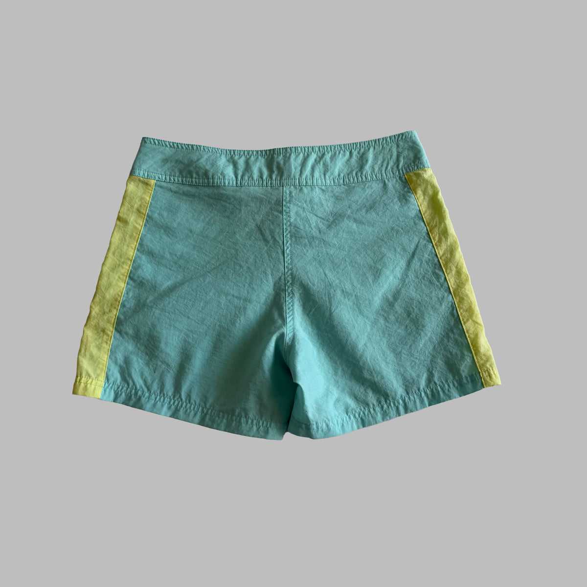 Y2K Nike Striped Mini Shorts - S