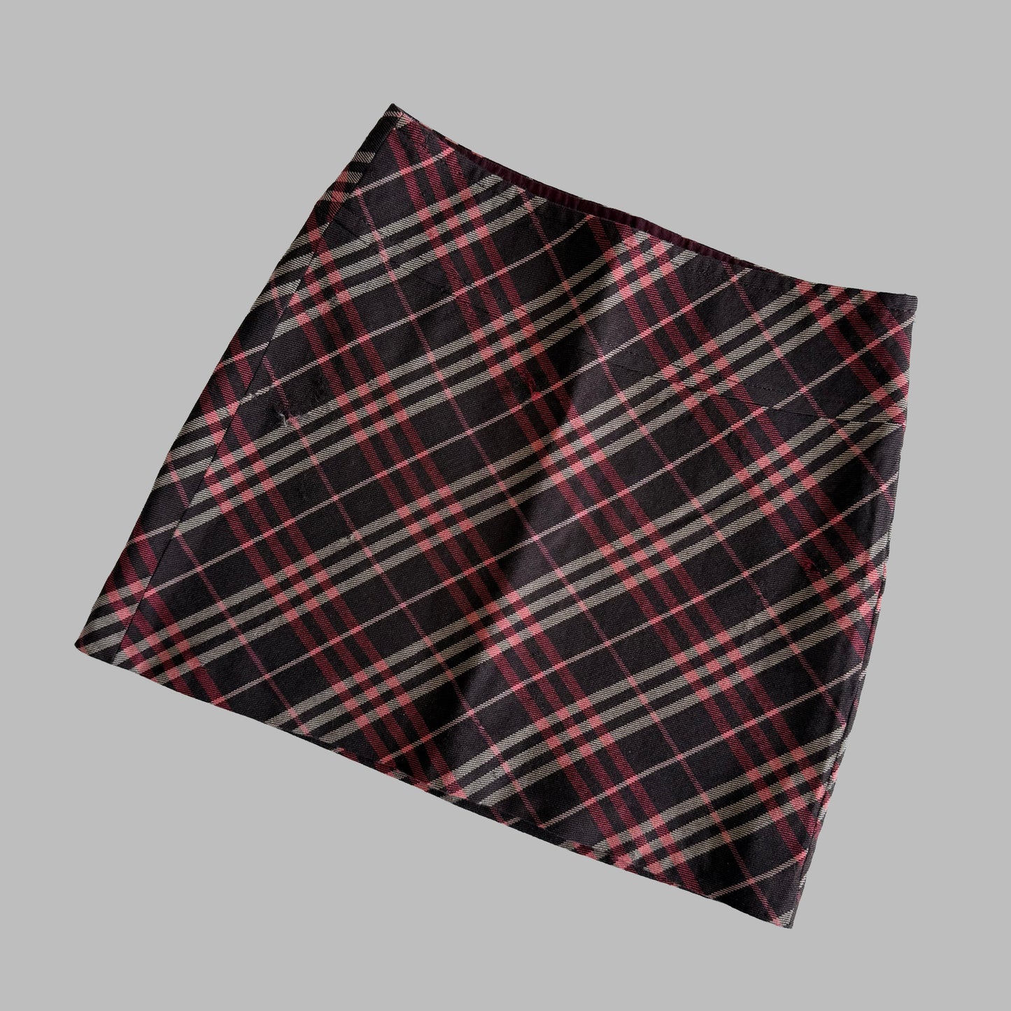 Burberry Mini Skirt - 28"