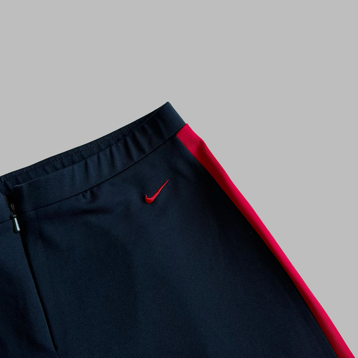 Y2K Nike Striped Straight Leg Activewear Capris - XS