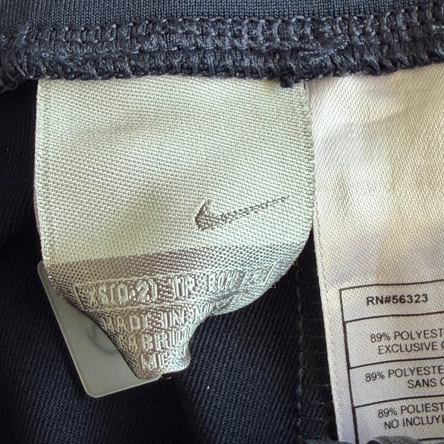 Y2K Nike Striped Straight Leg Activewear Capris - XS