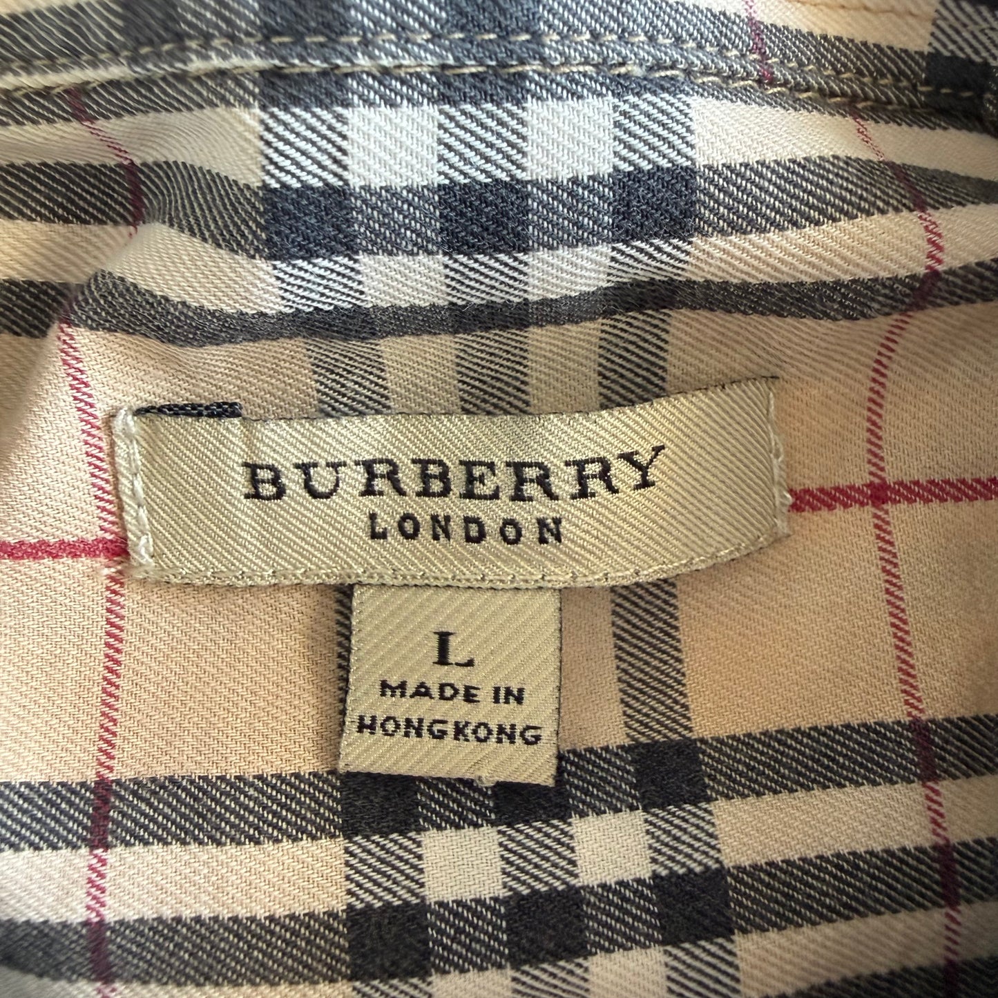 00s Burberry Button Up Shirt - Large