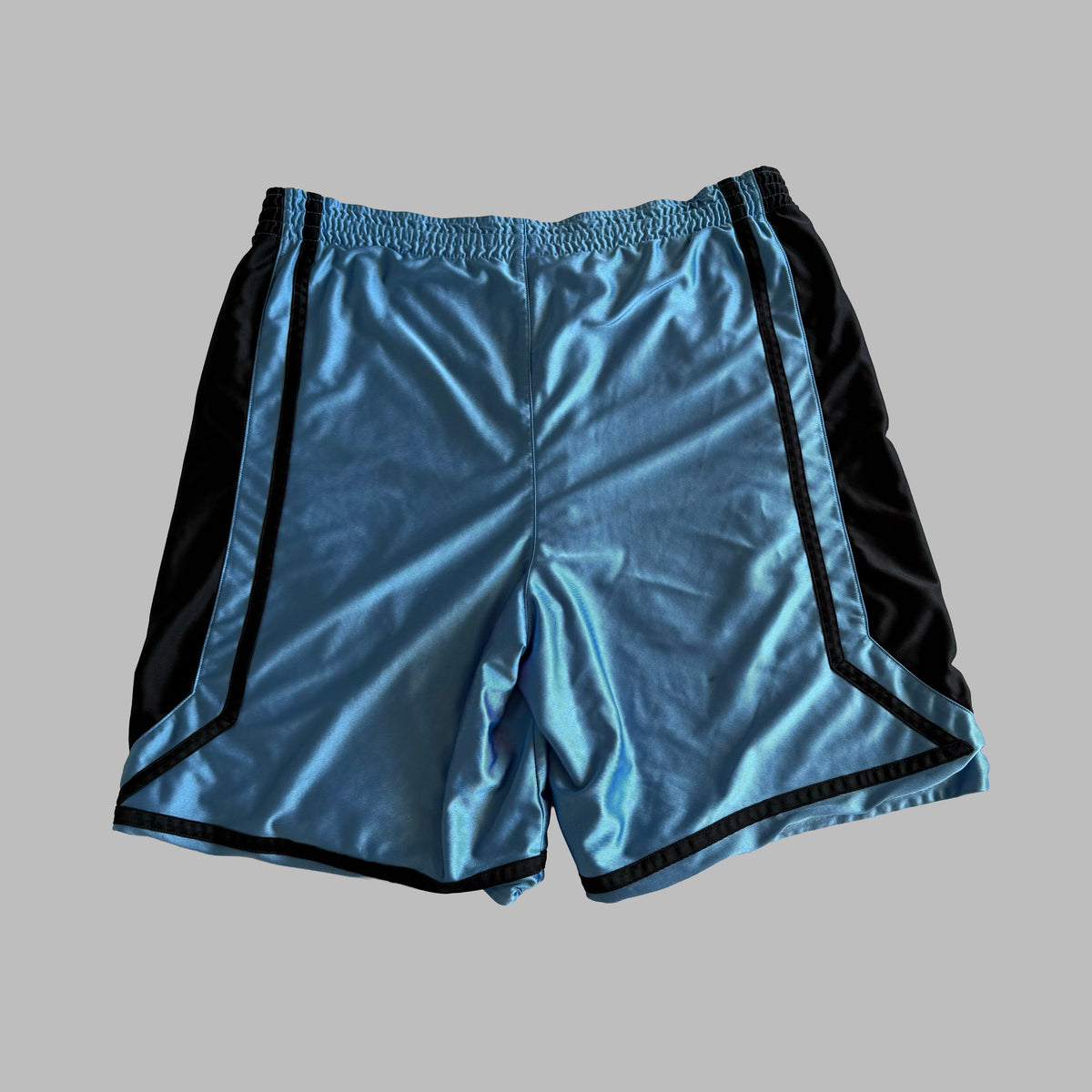 Y2K Nike Striped Heavyweight Basketball Shorts - L