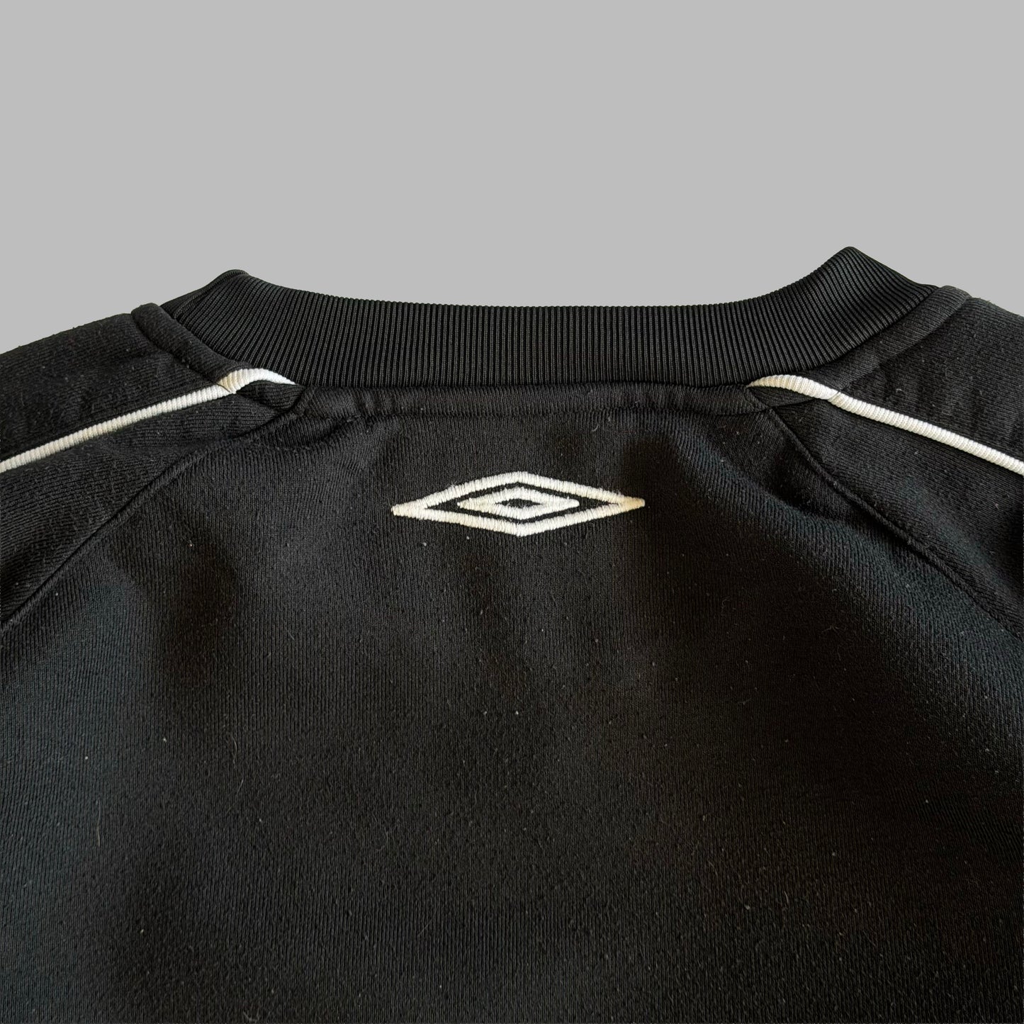 00s Umbro Embroidered Sweatshirt - Medium