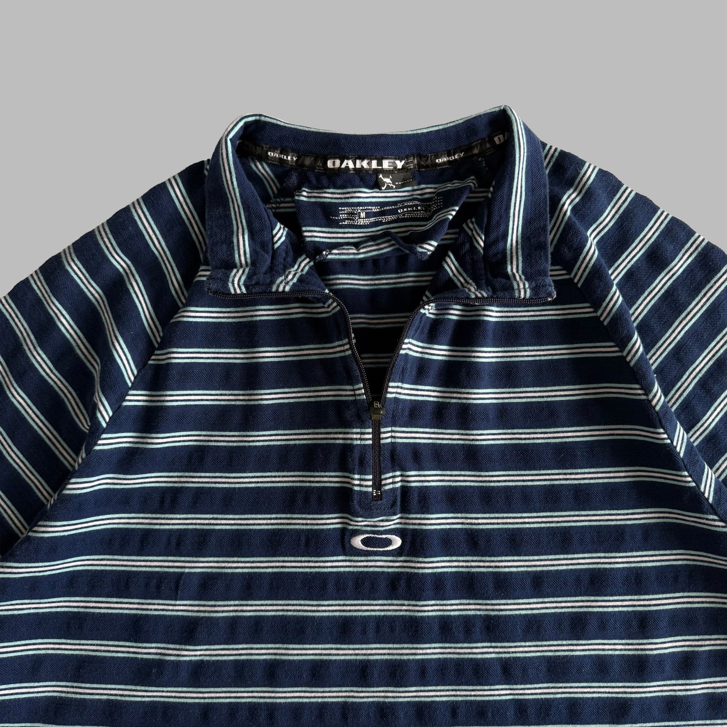 Y2K Oakley Quarter Zip T-Shirt - M