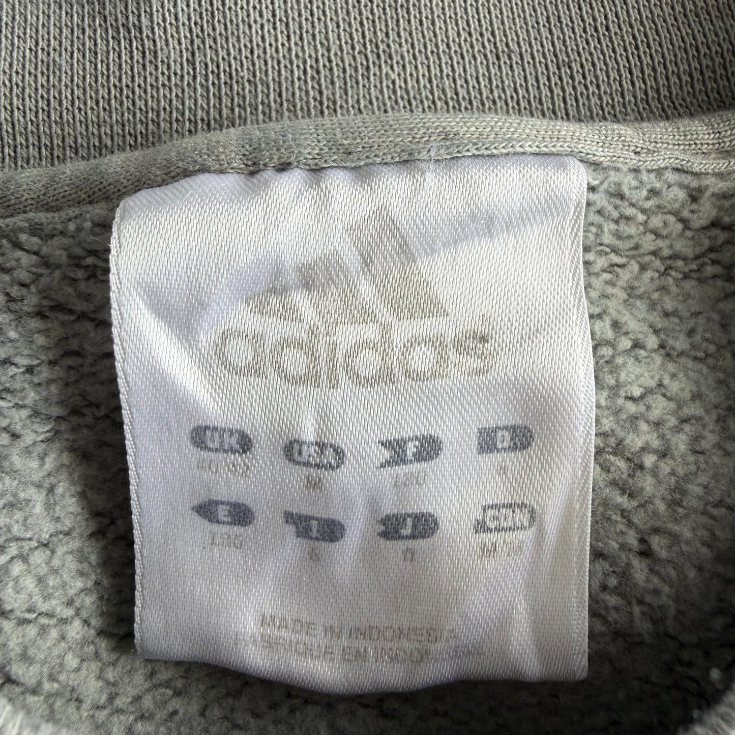 00s Adidas Sweatshirt - Meidum