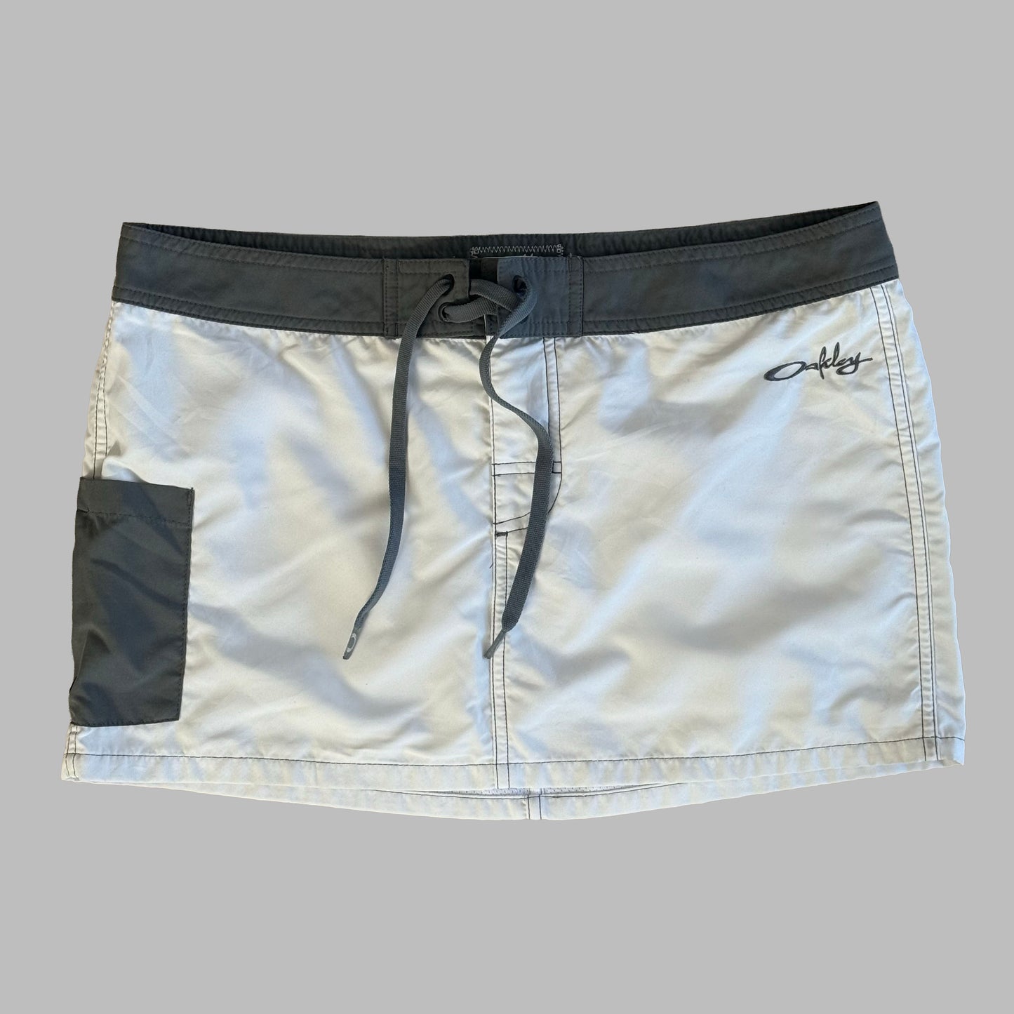 00s Oakley Board Skirt - 32"