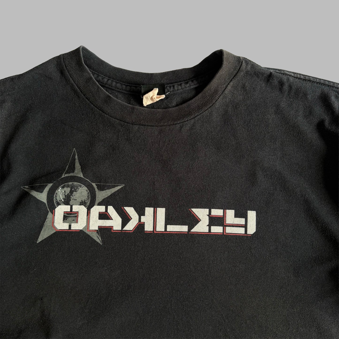 Y2K Oakley Graphic T-Shirt - L