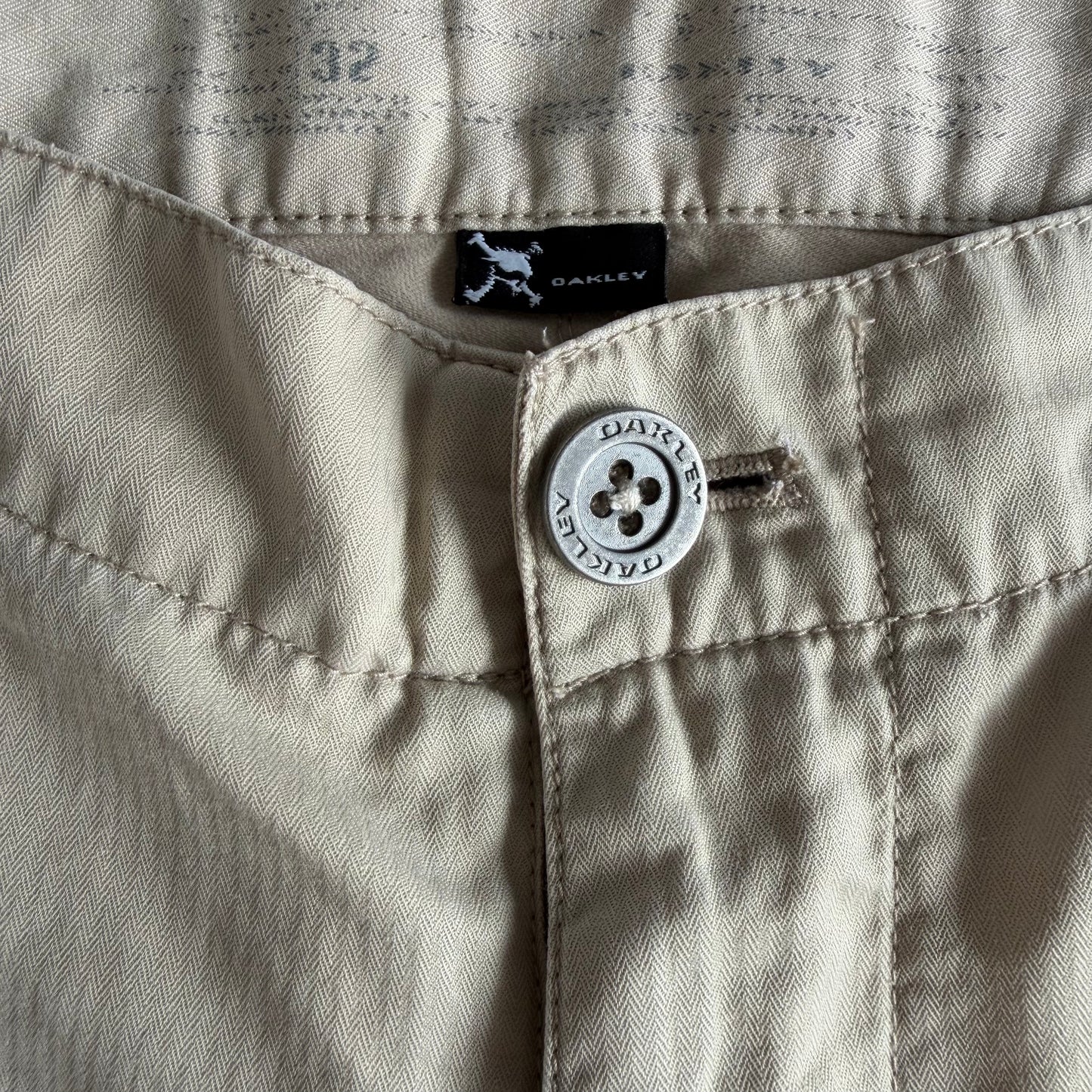 Y2K Oakley Cargo Shorts - 32"