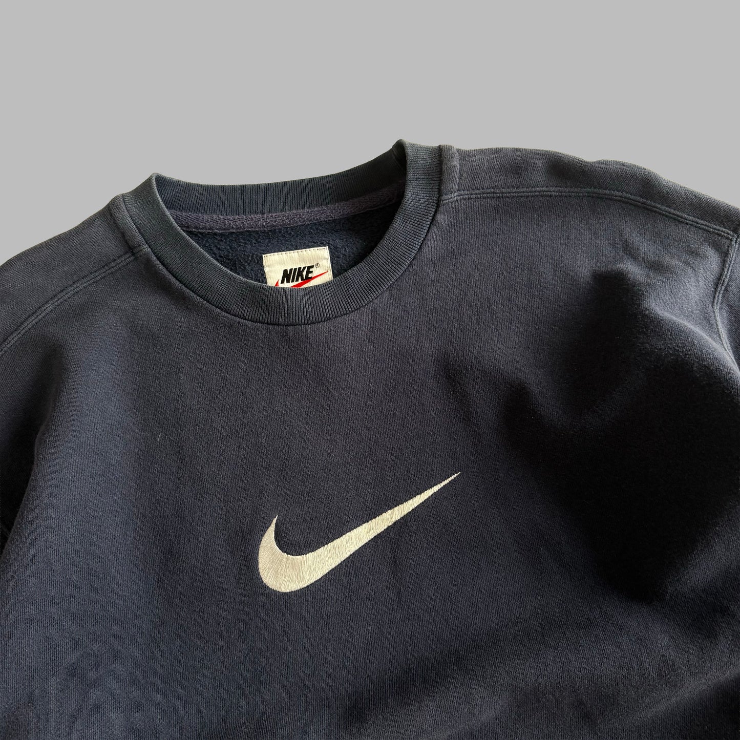 90s Nike Centre Swoosh Sweatshirt - M