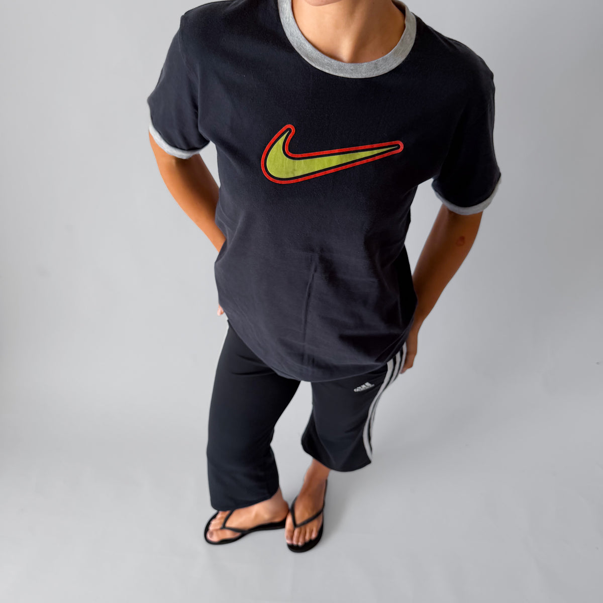 Y2K Nike Centre Swoosh Ringer Tee - L