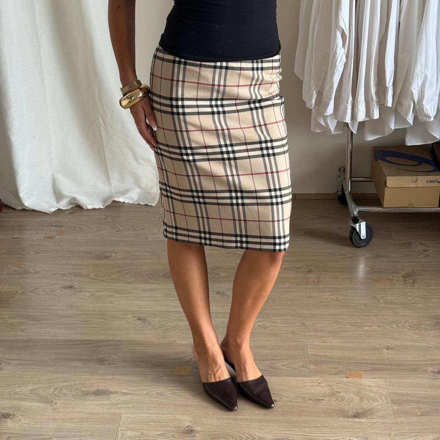 Burberry Midi Skirt - 28"