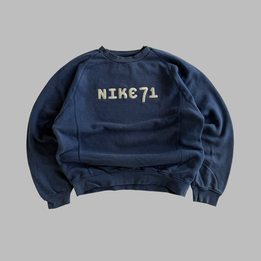 Y2K Nike Embroidered Sweatshirt - M