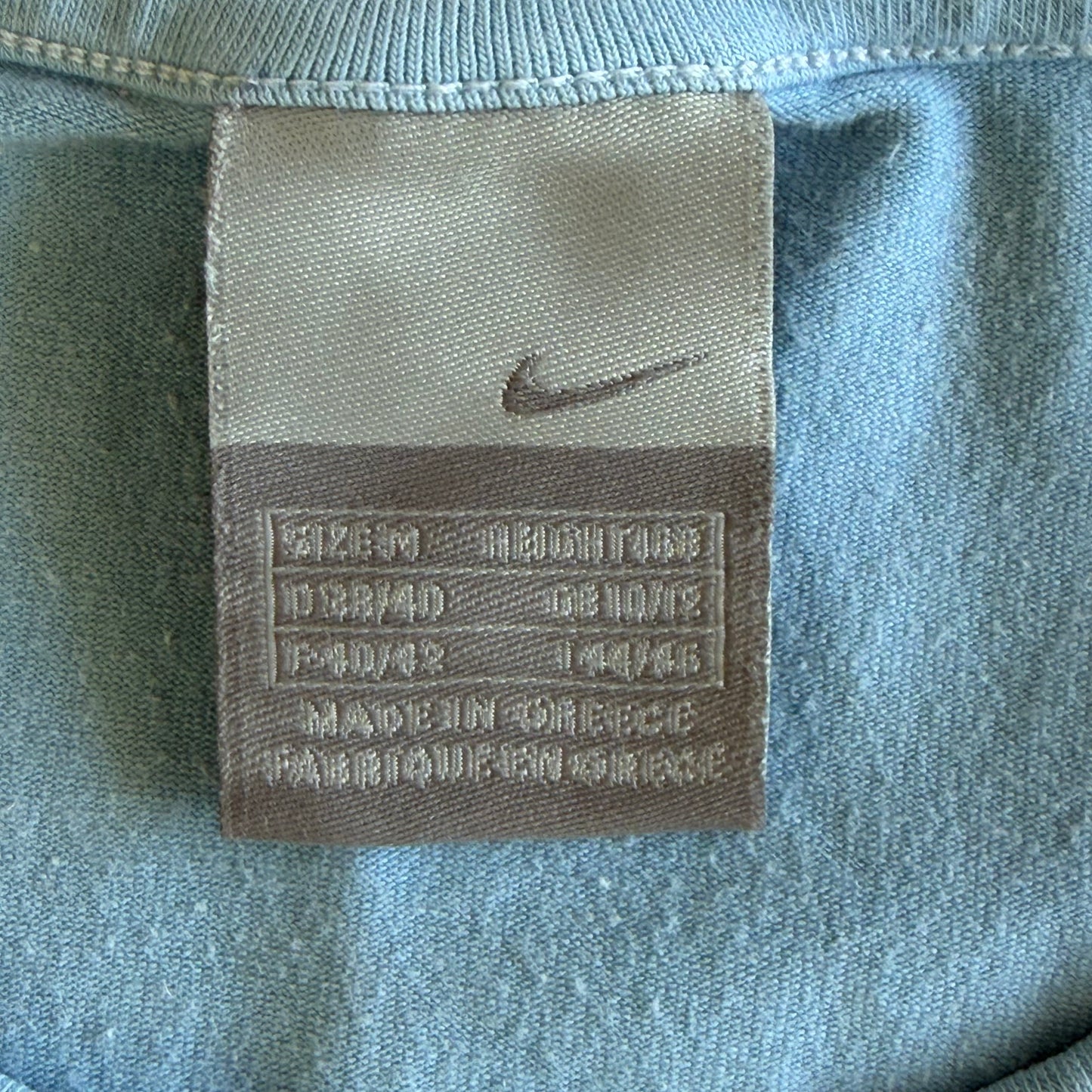 Y2K Nike Centre Swoosh Graphic Baby Tee - M