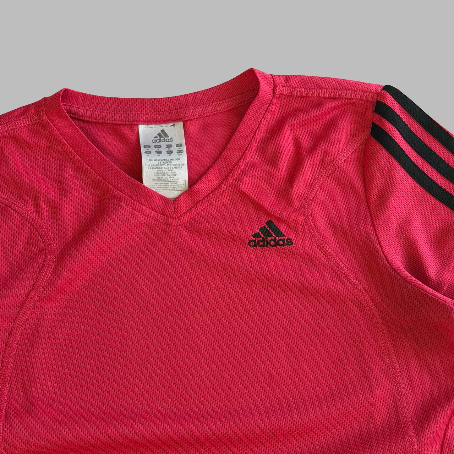 Y2K Adidas Three Stripe Lightweight Activewear Top - M