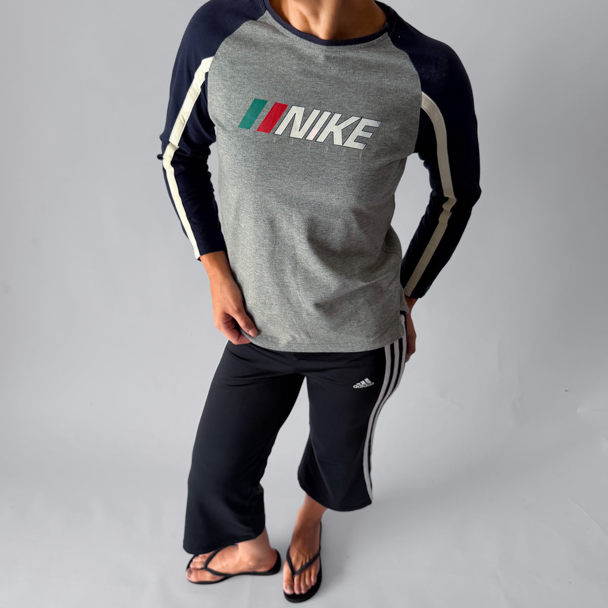 Y2K Nike Sport Raglan T-Shirt - S/M