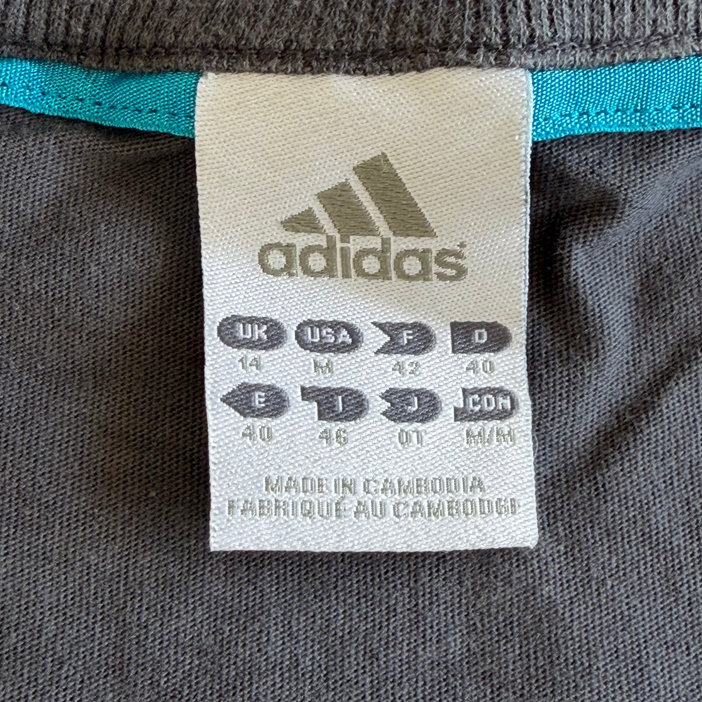 Y2K Adidas Round Neck Spell Out Tee - M