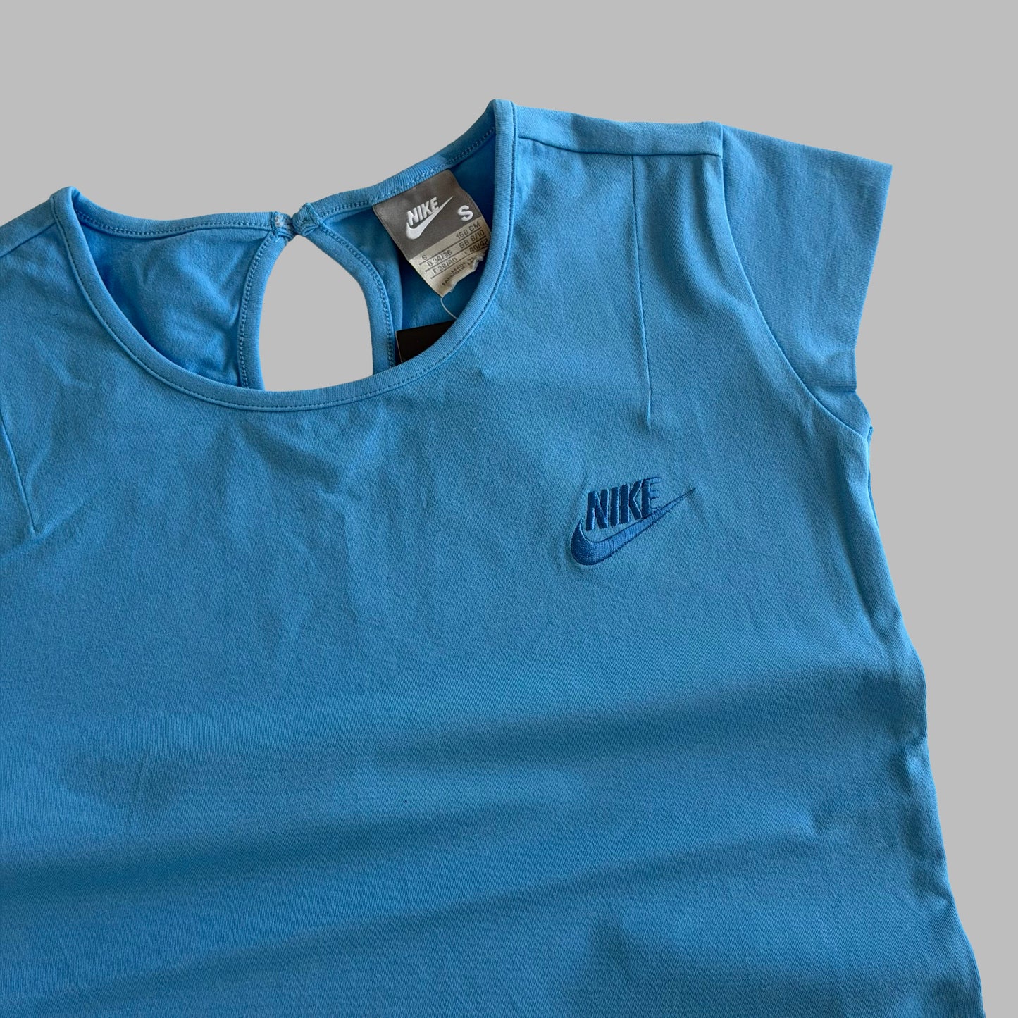 Y2K Nike Deadstock Slim Baby-Tee - S