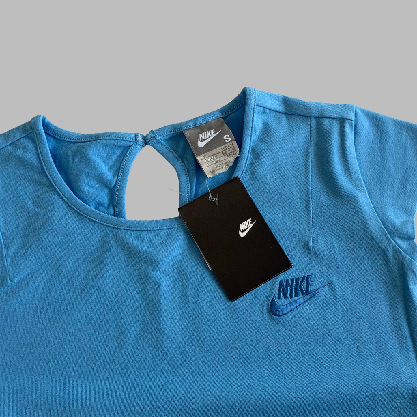 Y2K Nike Deadstock Slim Baby-Tee - S