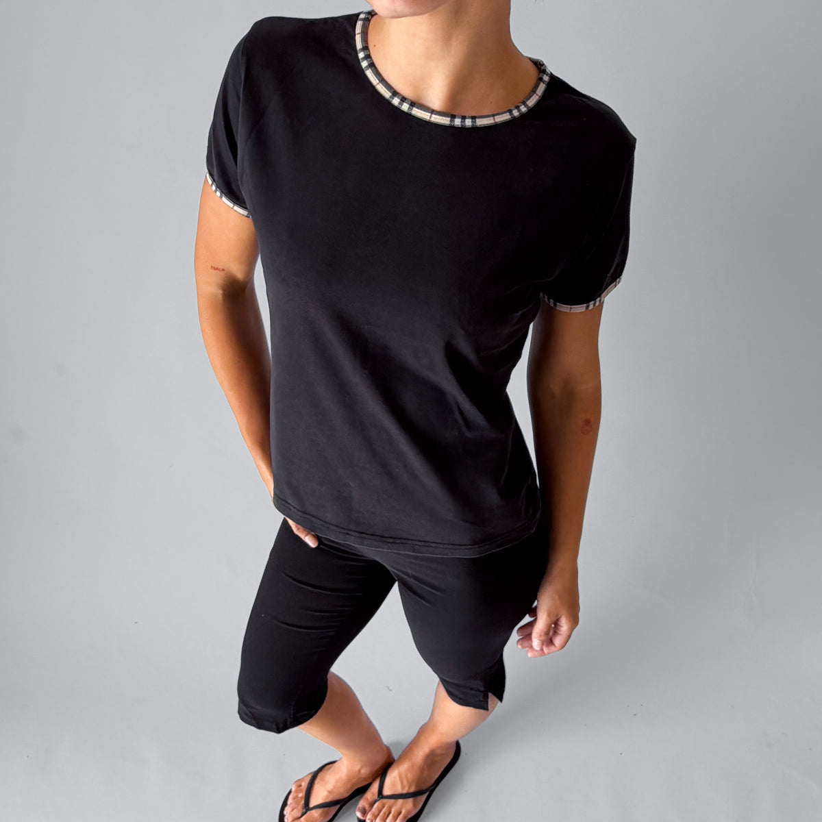 Y2K Burberry Nova Check Trim T-Shirt - M/L