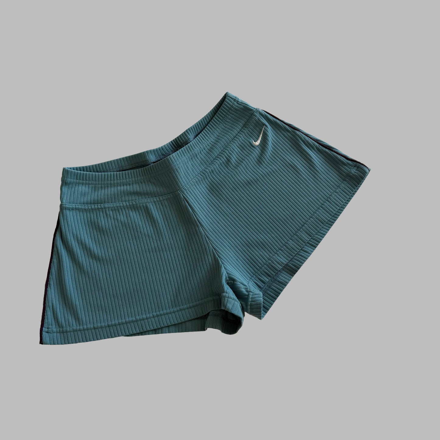 90s Nike Ribbed Mini Shorts - XS