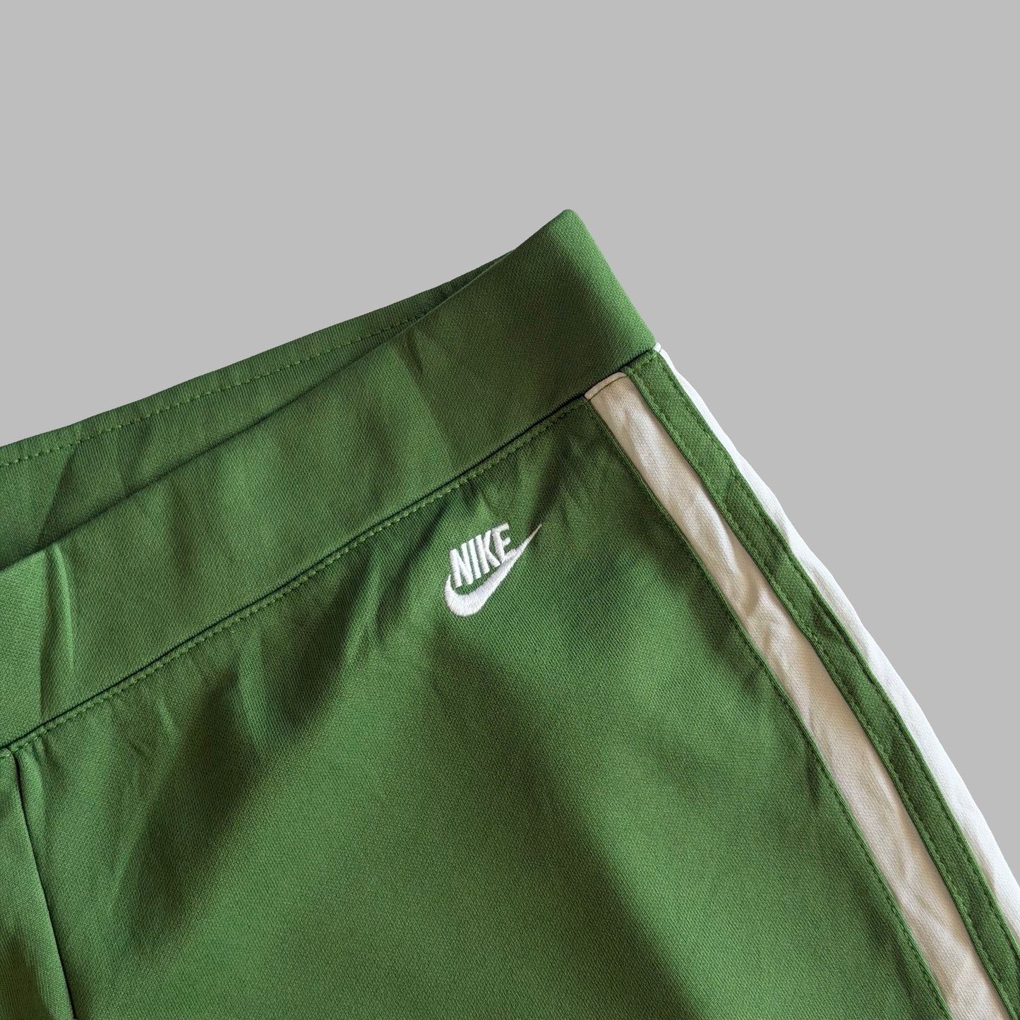 Y2K Nike Striped Wide Leg Capris - L