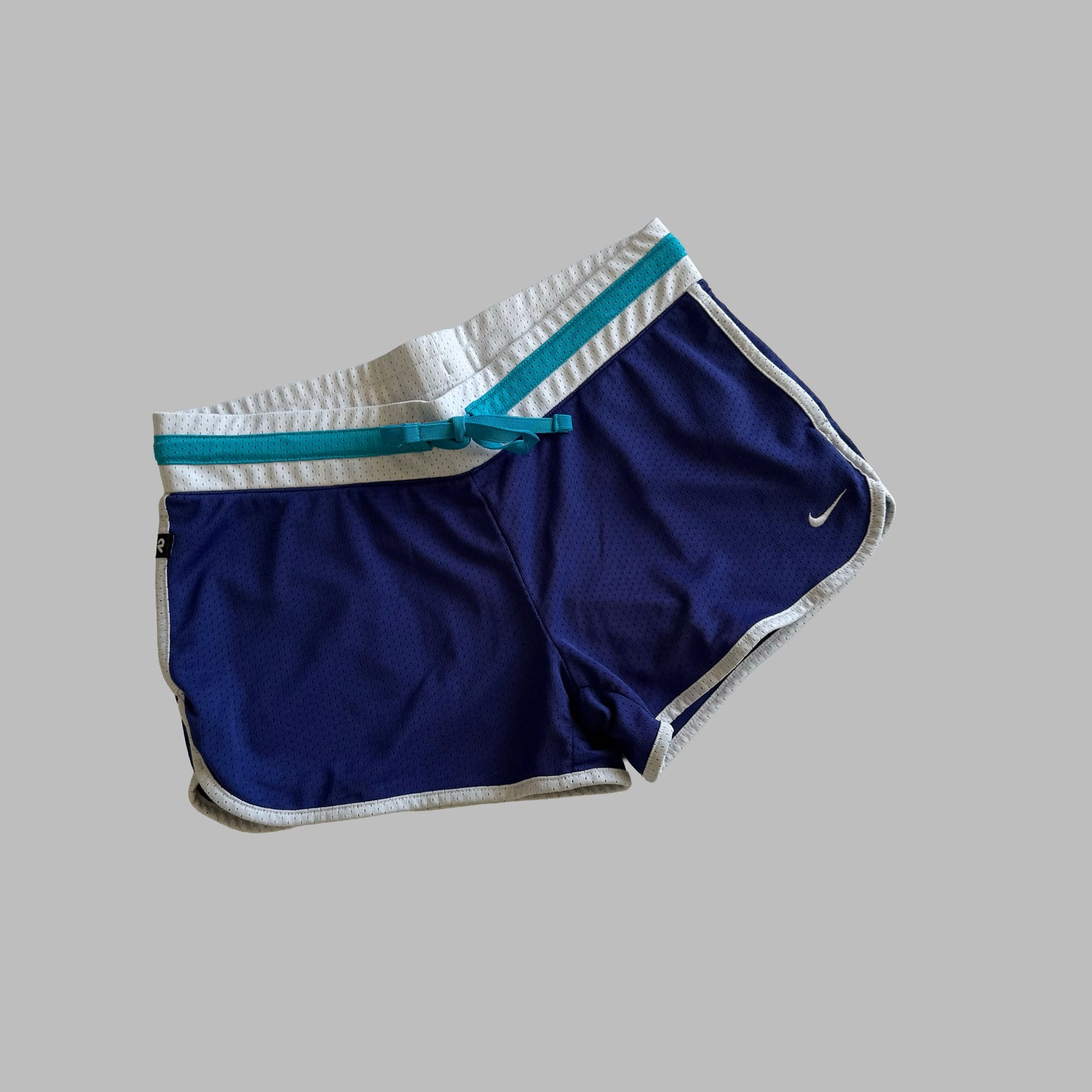 Y2K Nike Mesh Dolphin Mini Shorts - M