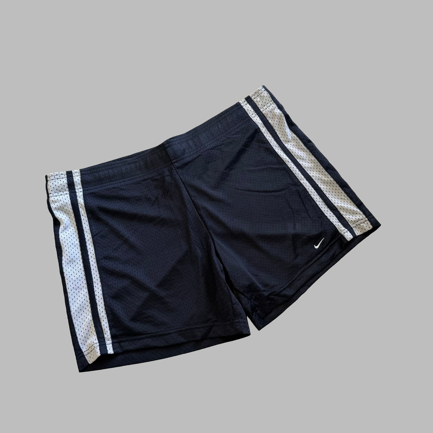 90s Nike Striped Basketball Mini Shorts - XL