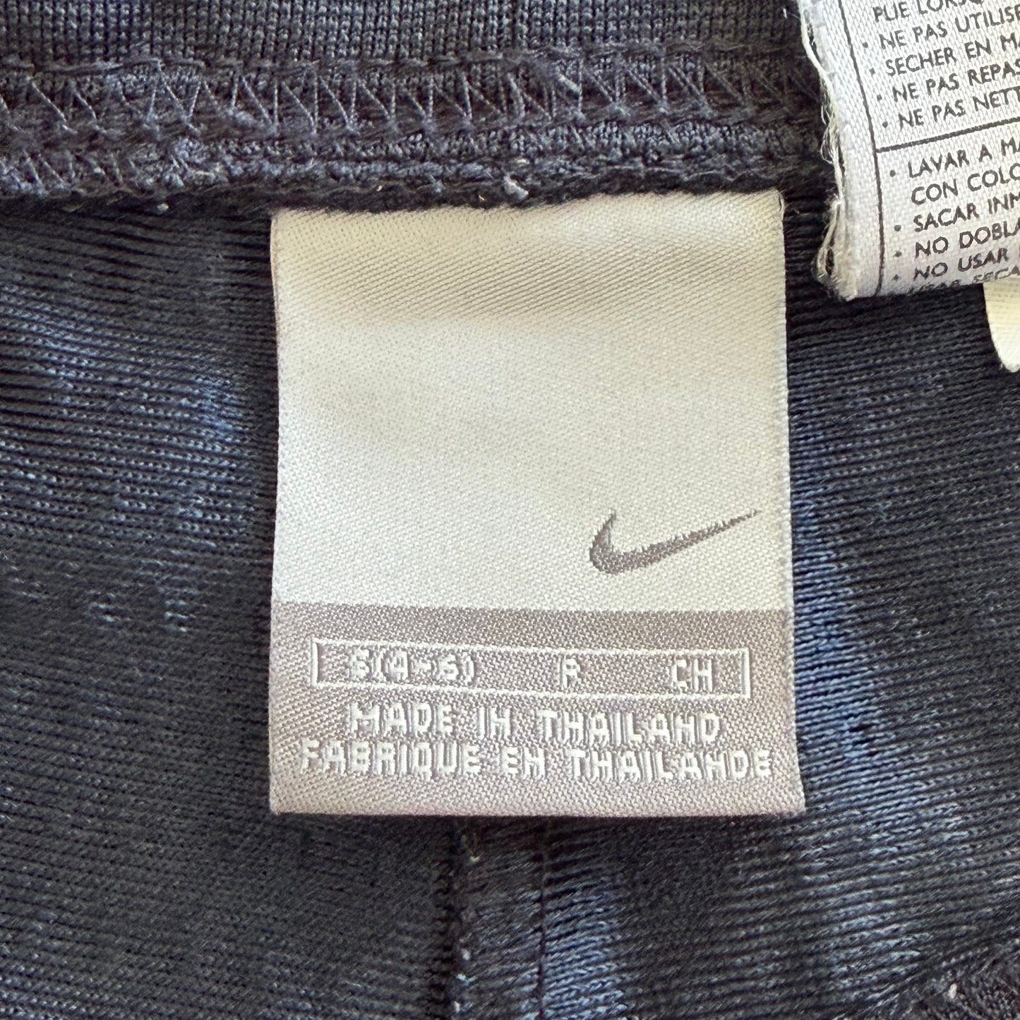 Y2K Nike Striped Mini Shorts - M